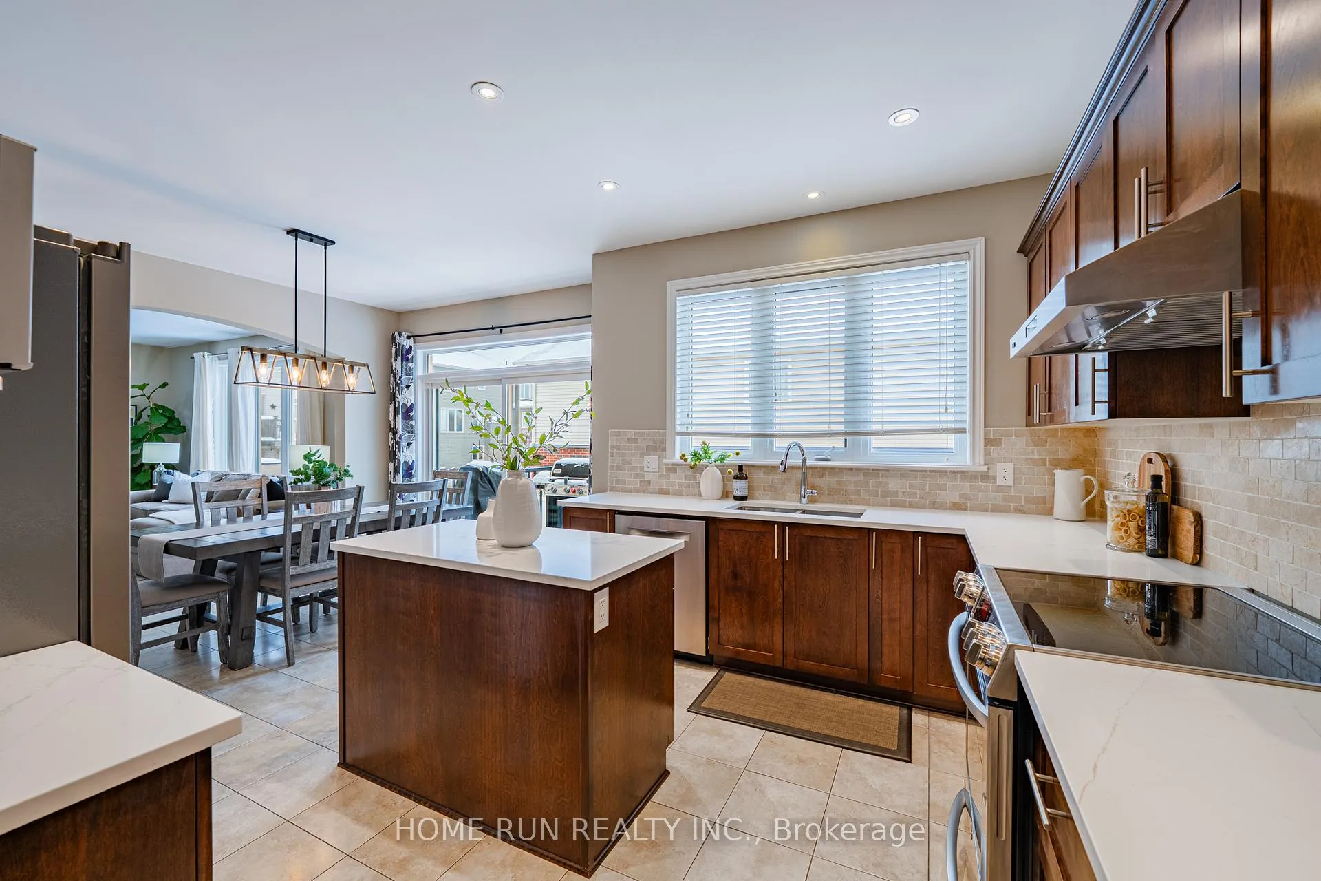 Photo 17 of 107 Panisset Avenue, Ottawa, Kanata - Kanata Lakes/Heritage Hills — HOMEH