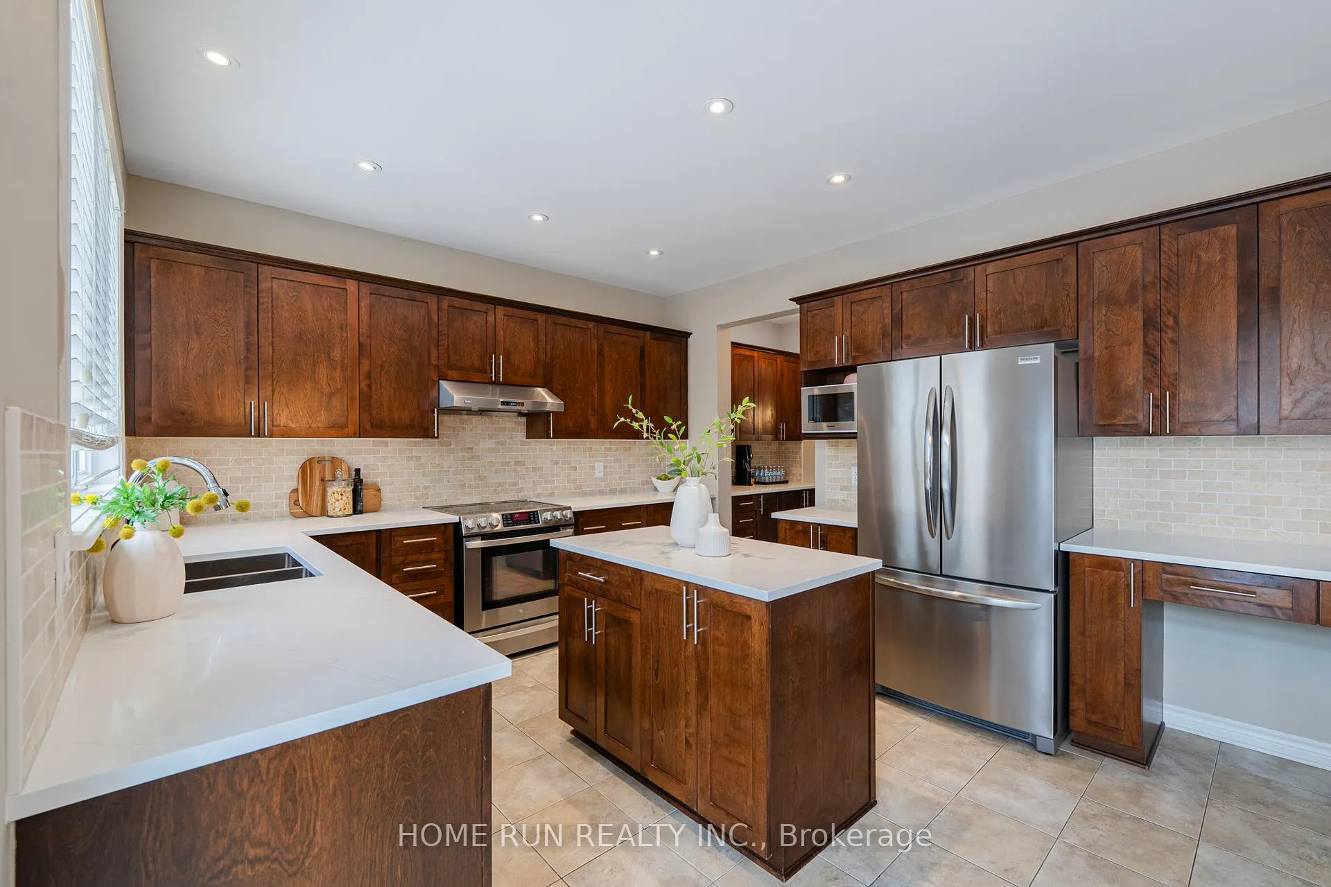 Photo 19 of 107 Panisset Avenue, Ottawa, Kanata - Kanata Lakes/Heritage Hills — HOMEH