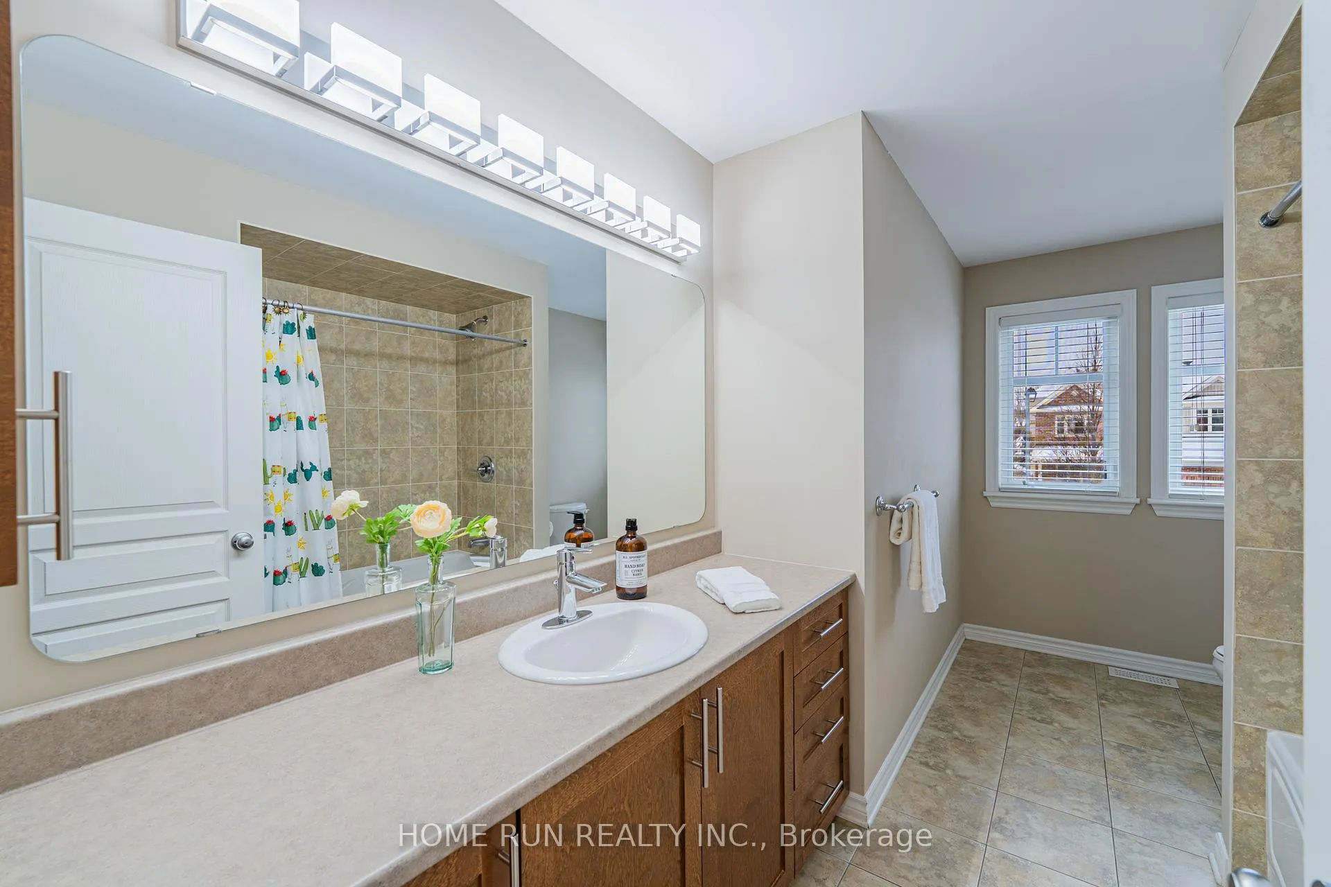 Photo 41 of 107 Panisset Avenue, Ottawa, Kanata - Kanata Lakes/Heritage Hills — HOMEH