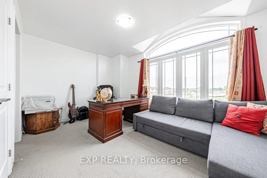 Photo 32 of 462 Blackburn Drive, Brantford — HOMEH