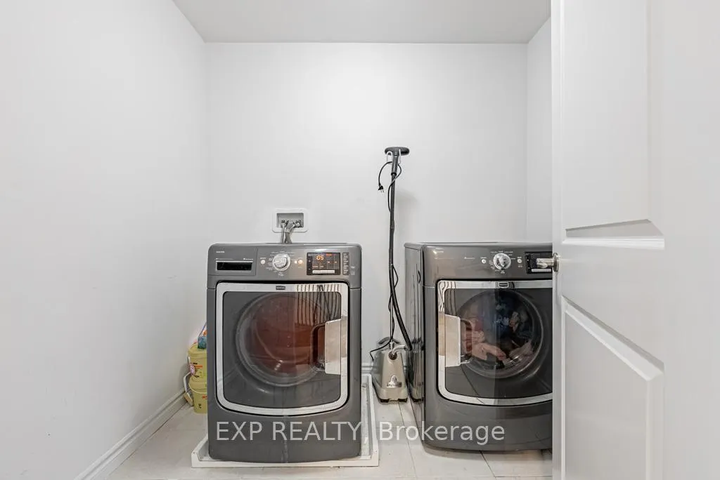Photo 33 of 462 Blackburn Drive, Brantford — HOMEH