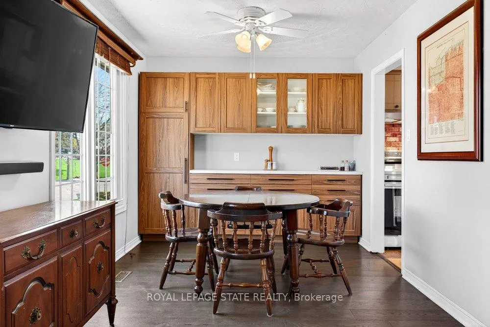 Photo 10 of 368 Carson Drive, Hamilton, Lisgar — HOMEH