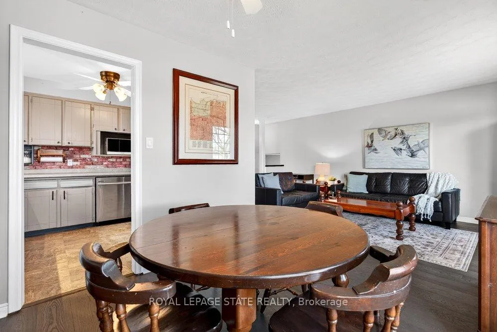 Photo 13 of 368 Carson Drive, Hamilton, Lisgar — HOMEH