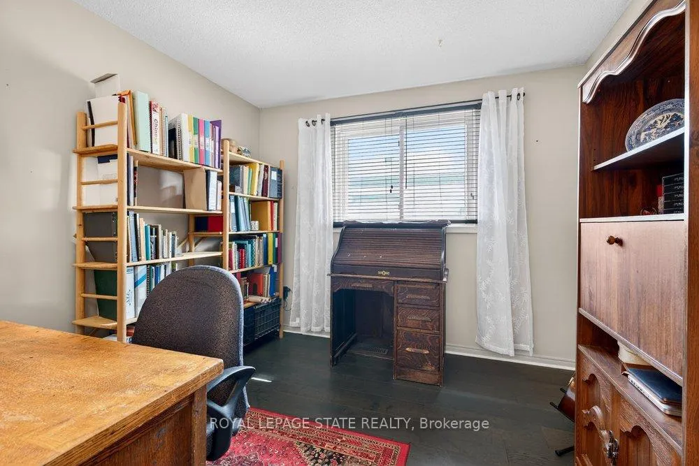 Photo 23 of 368 Carson Drive, Hamilton, Lisgar — HOMEH