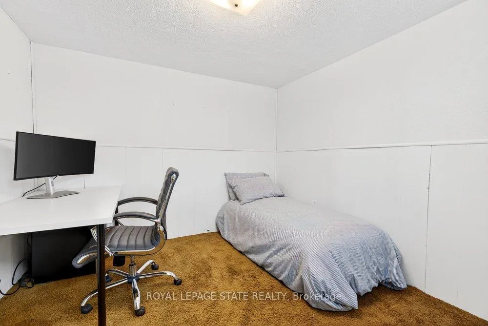 Photo 37 of 368 Carson Drive, Hamilton, Lisgar — HOMEH