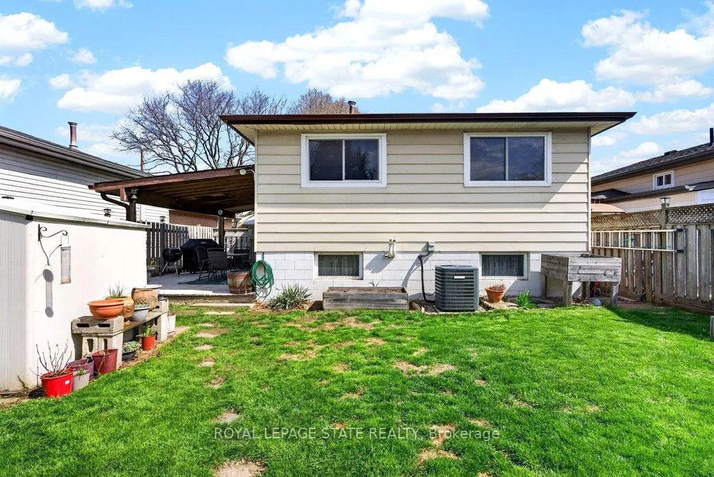 Photo 43 of 368 Carson Drive, Hamilton, Lisgar — HOMEH