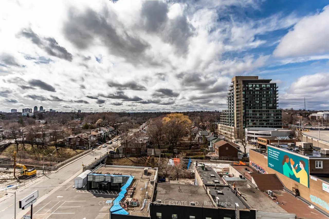 Photo 14 of Unit 927, 8 Hillsdale Avenue E, Toronto, Mount Pleasant West — HOMEH
