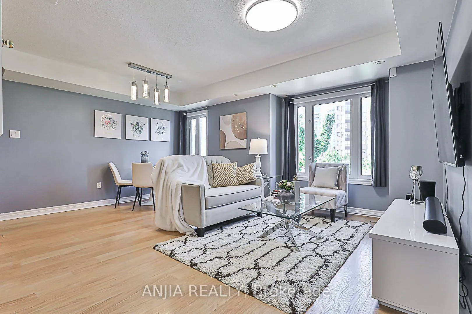 Photo 2 of Unit 253, 316 John Street, Markham, Aileen-Willowbrook — HOMEH