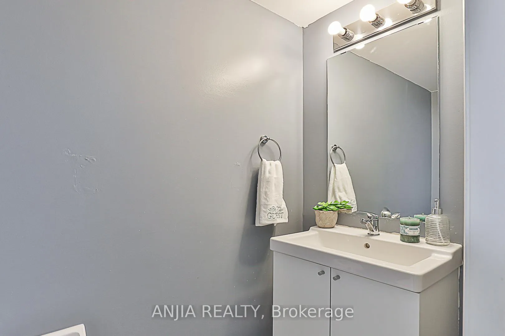 Photo 11 of Unit 253, 316 John Street, Markham, Aileen-Willowbrook — HOMEH