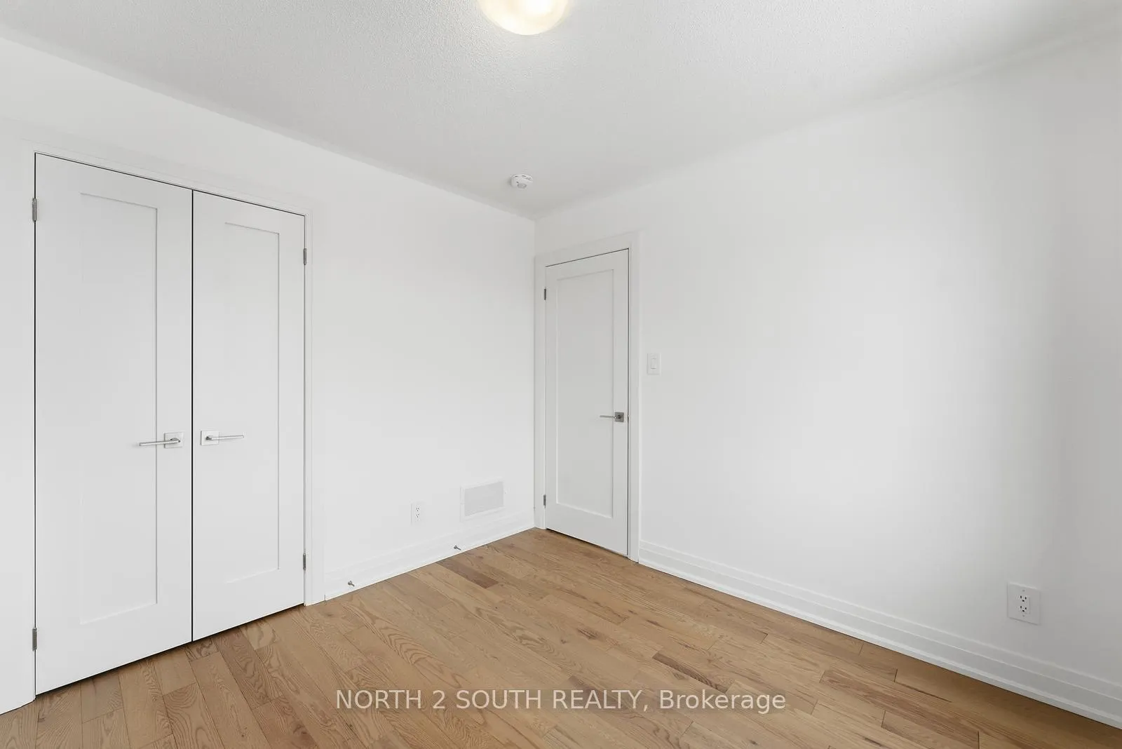 Photo 29 of 36 Virro Court, Vaughan, West Woodbridge — HOMEH