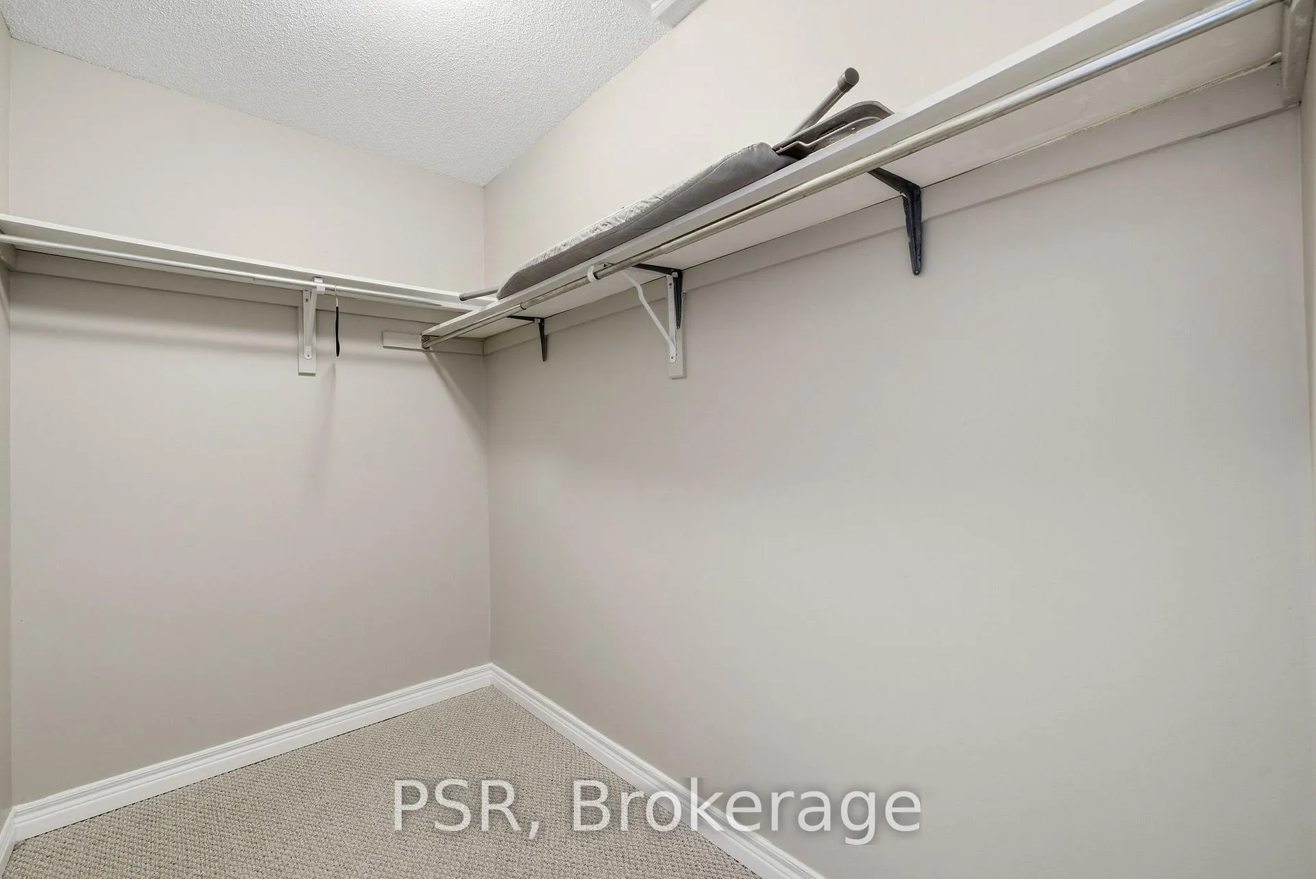 Photo 33 of 164 Bottrell Street, Clarington, Bowmanville — HOMEH