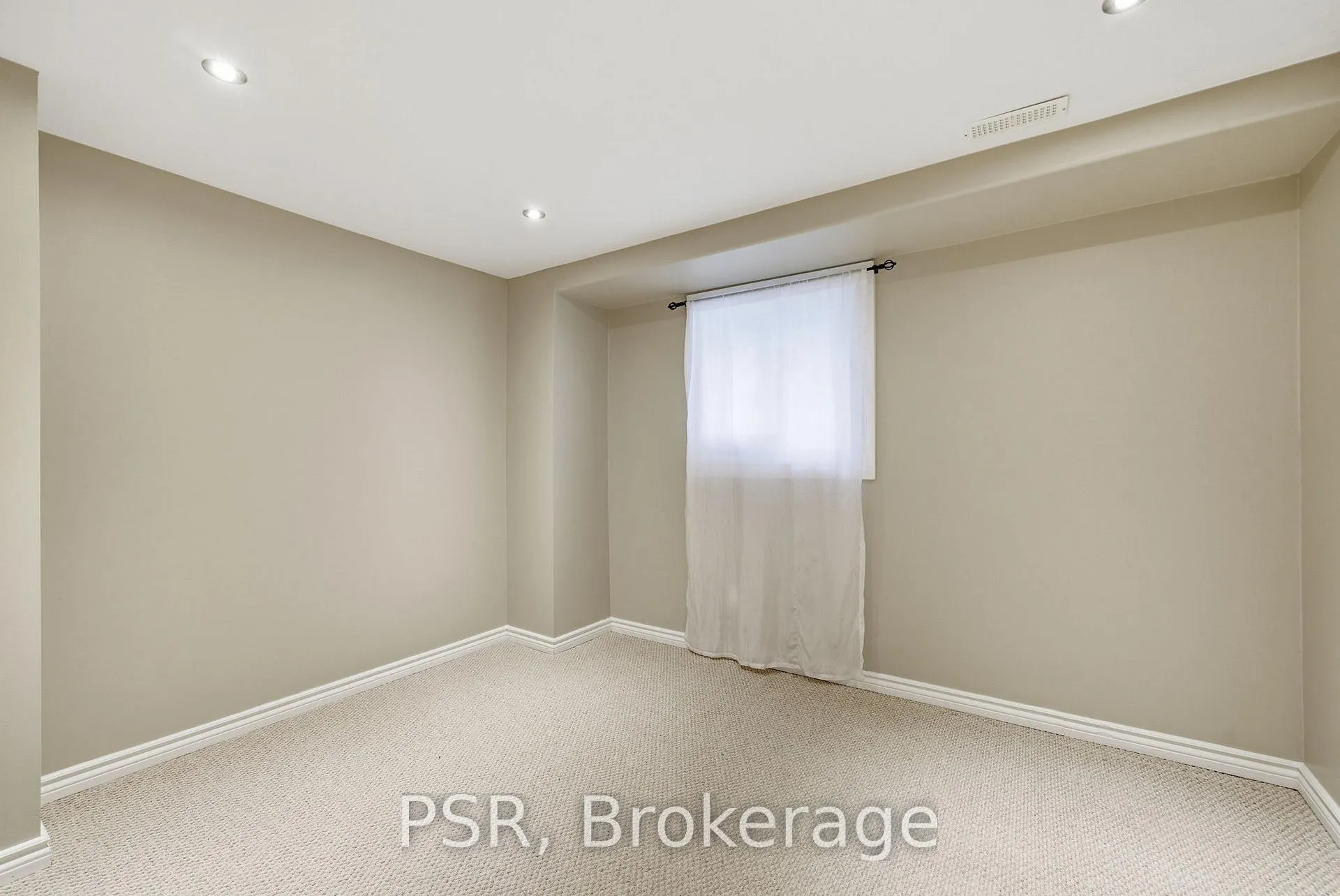 Photo 41 of 164 Bottrell Street, Clarington, Bowmanville — HOMEH