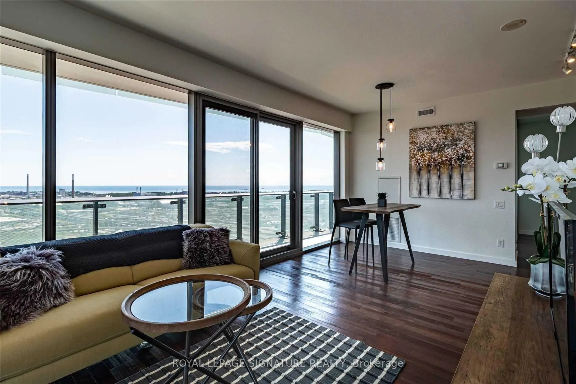 Photo 1 of Unit 3204, 390 Cherry Street, Toronto, Waterfront Communities — HOMEH