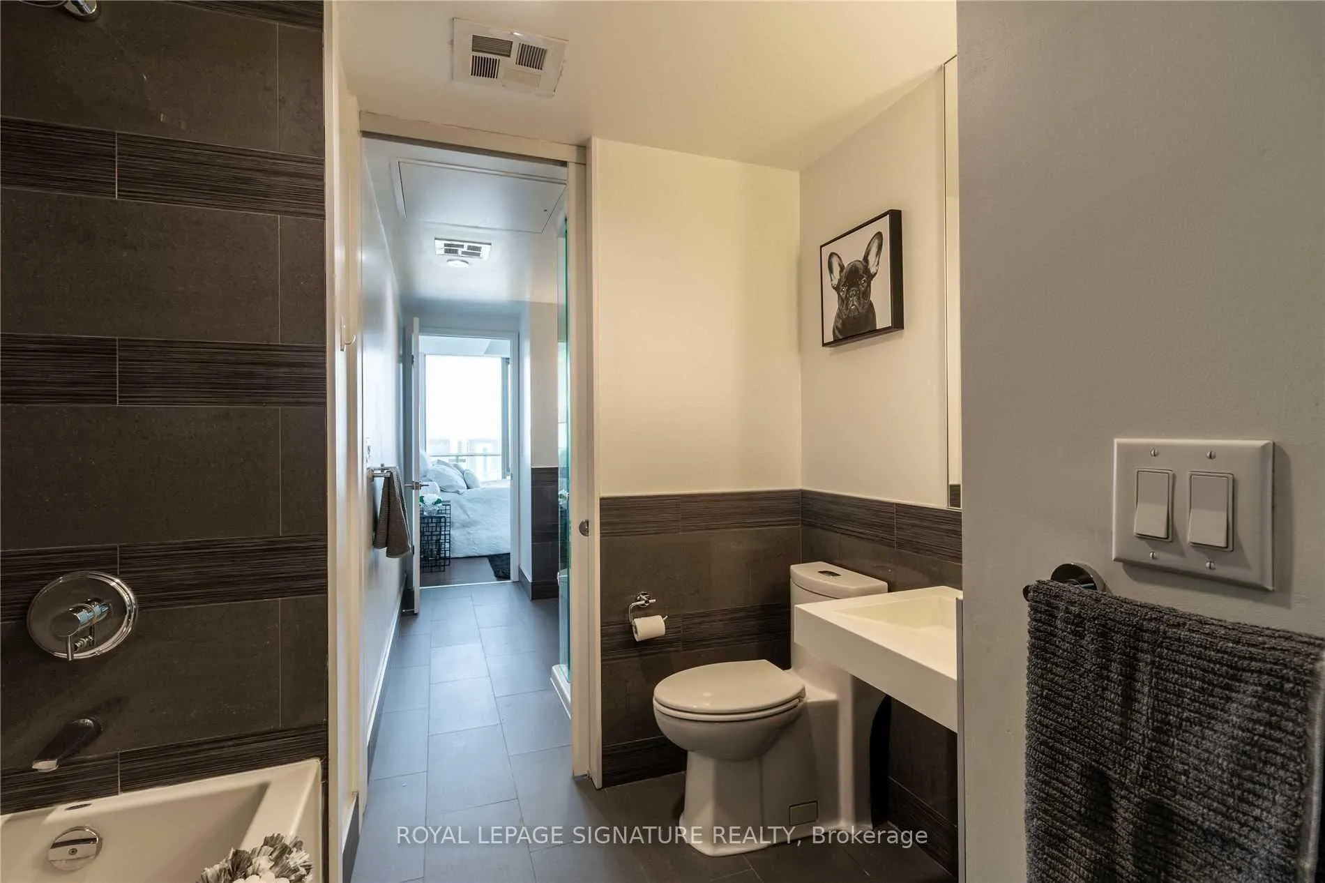 Photo 17 of Unit 3204, 390 Cherry Street, Toronto, Waterfront Communities — HOMEH