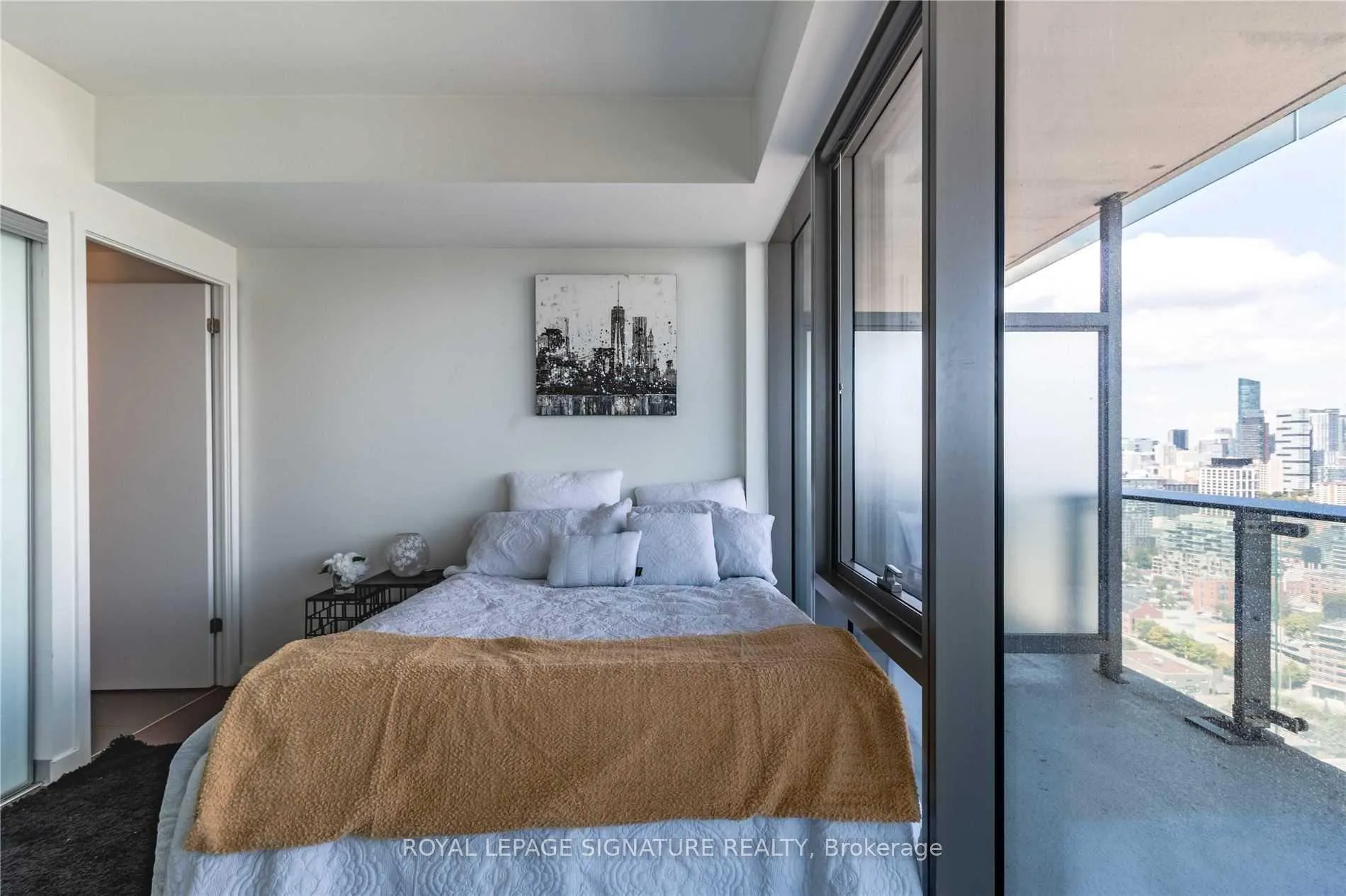 Photo 28 of Unit 3204, 390 Cherry Street, Toronto, Waterfront Communities — HOMEH