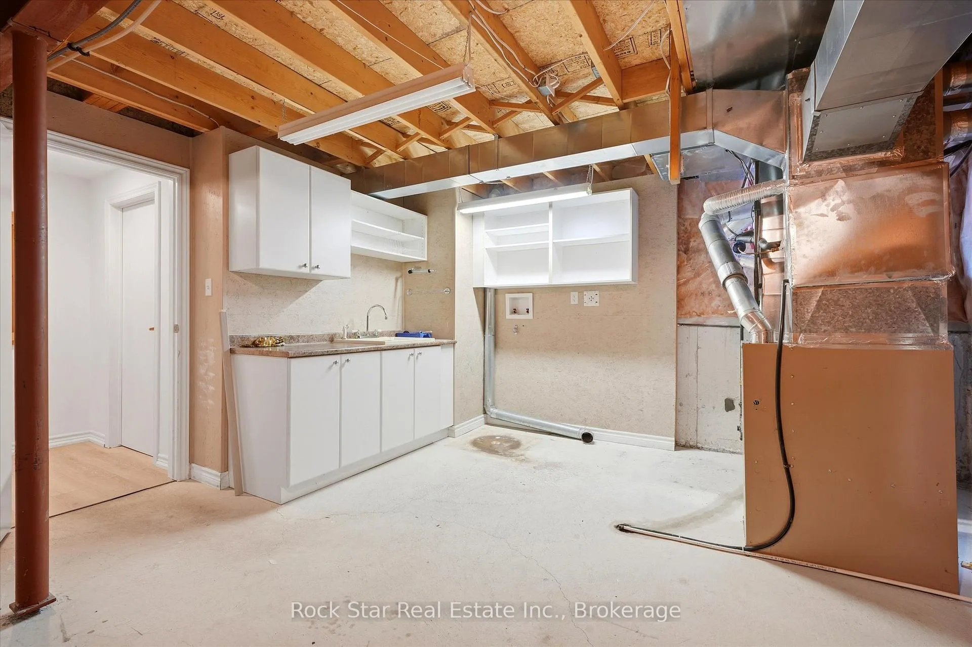 Photo 25 of 20 Knupp Road, Barrie, Edgehill Drive — HOMEH