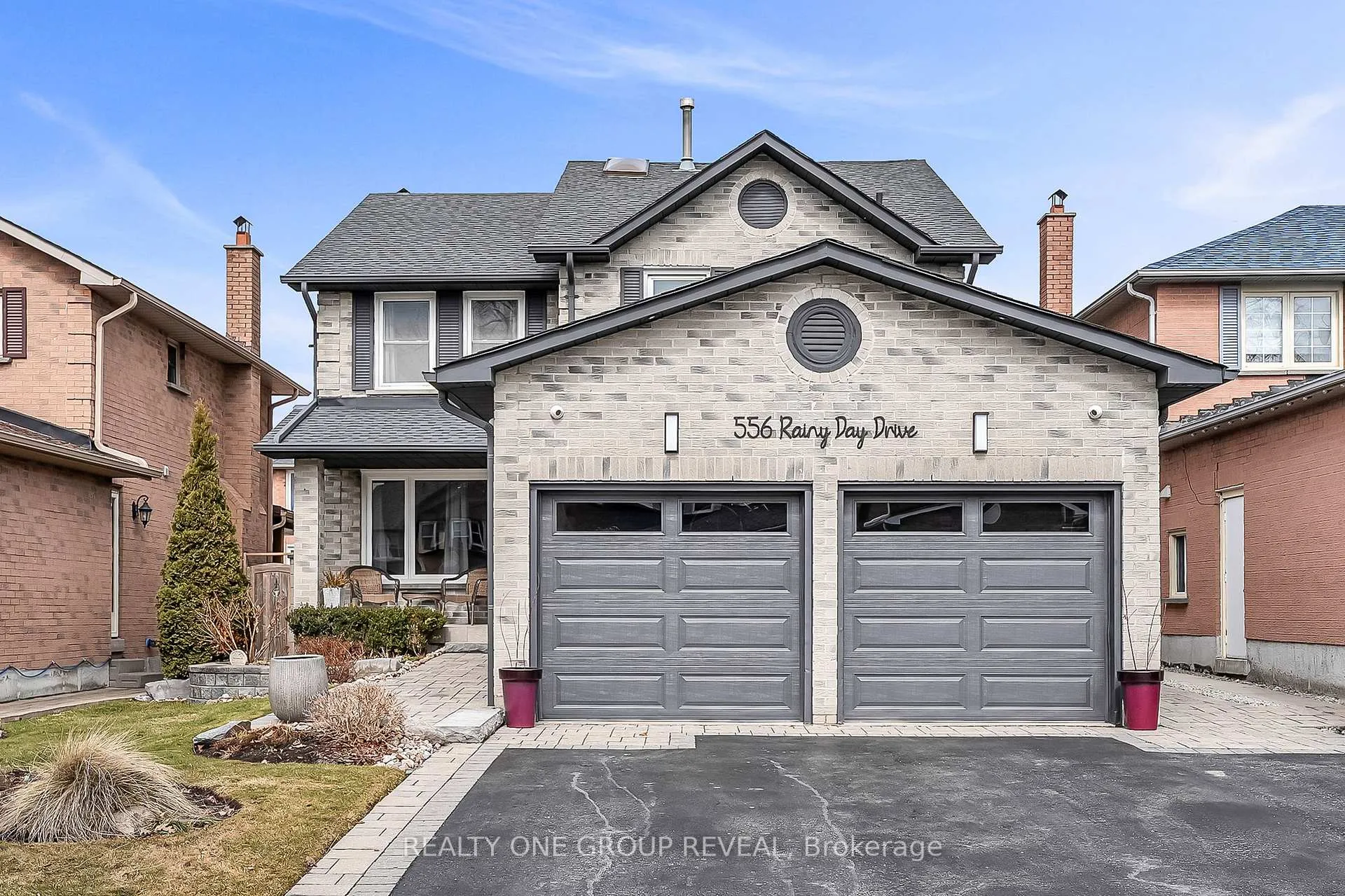 Photo 1 of 556 Rainy Day Drive, Pickering, Woodlands — HOMEH