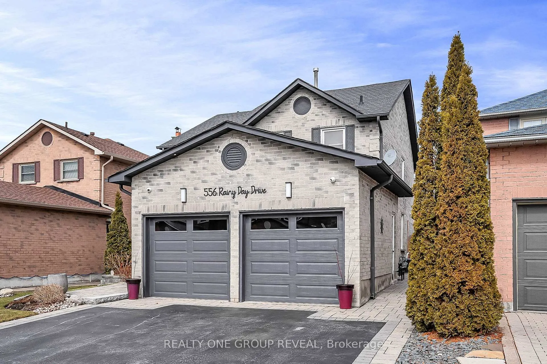 Photo 3 of 556 Rainy Day Drive, Pickering, Woodlands — HOMEH