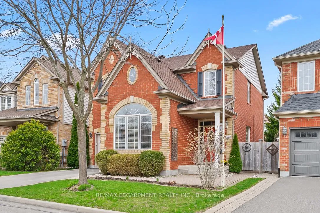 Photo 2 of 1211 Barr Crescent, Milton, Beaty — HOMEH