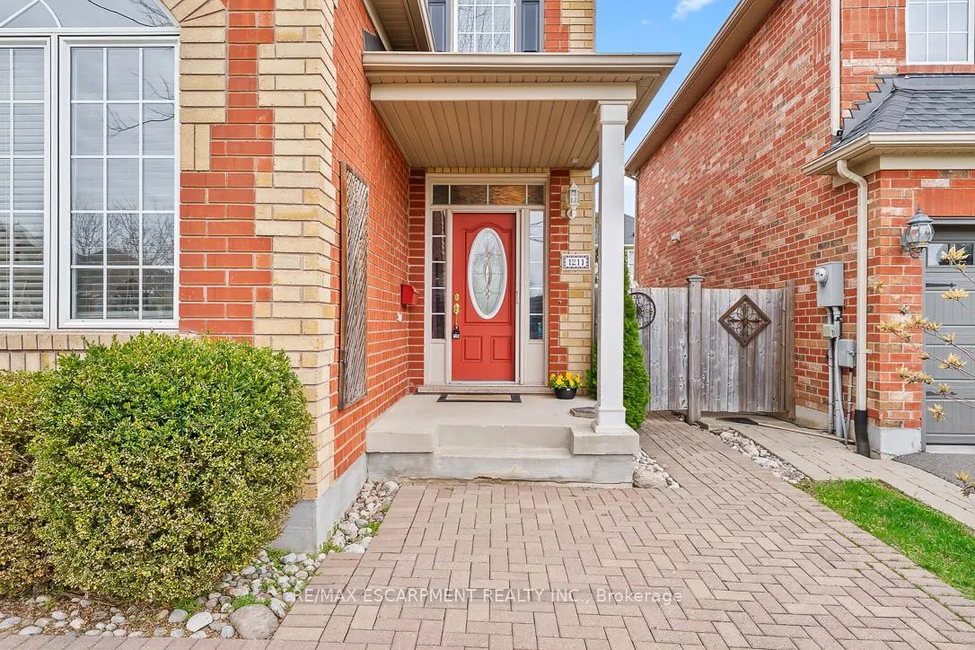 Photo 4 of 1211 Barr Crescent, Milton, Beaty — HOMEH