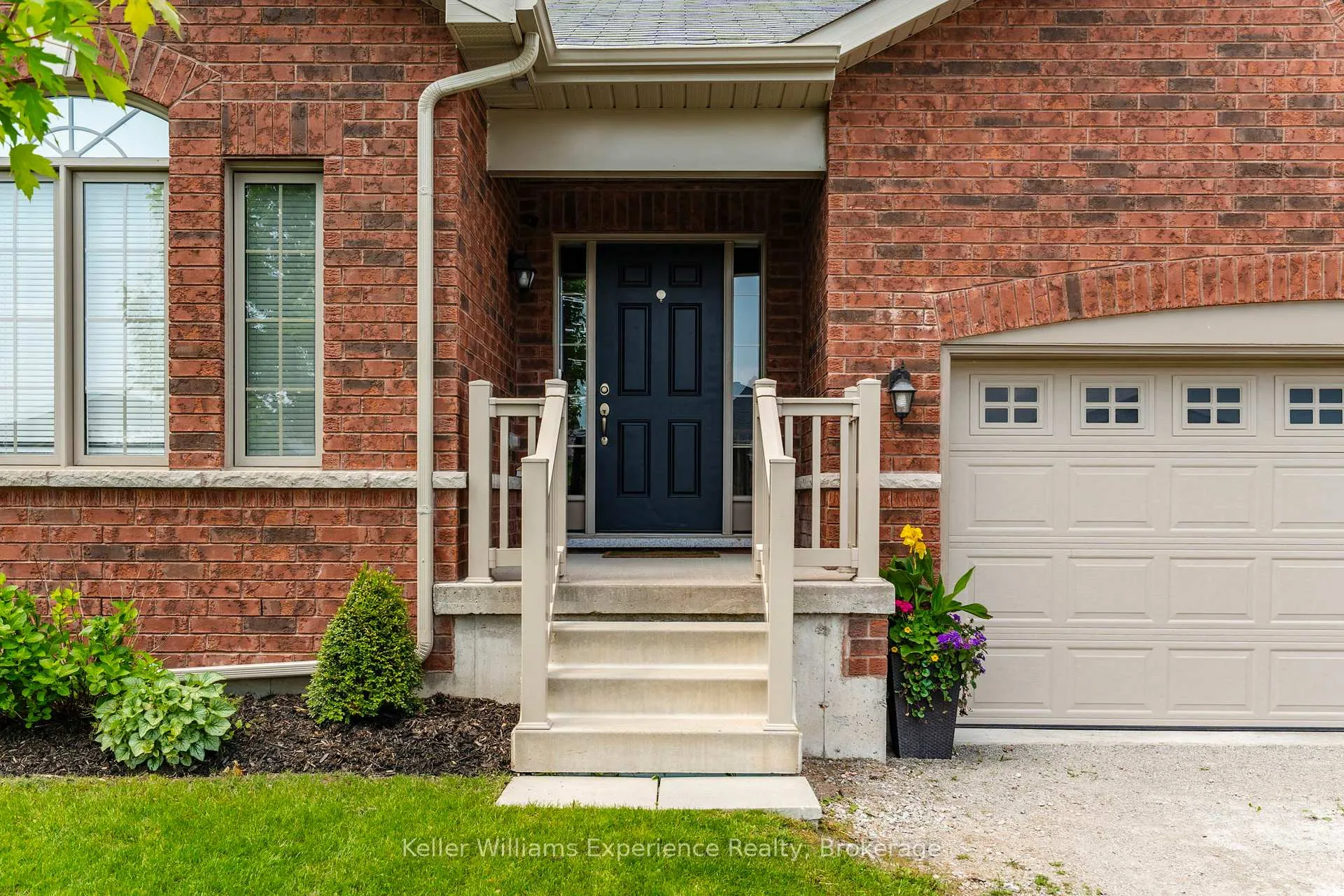 Photo 6 of 32 Hatton Drive, Penetanguishene — HOMEH