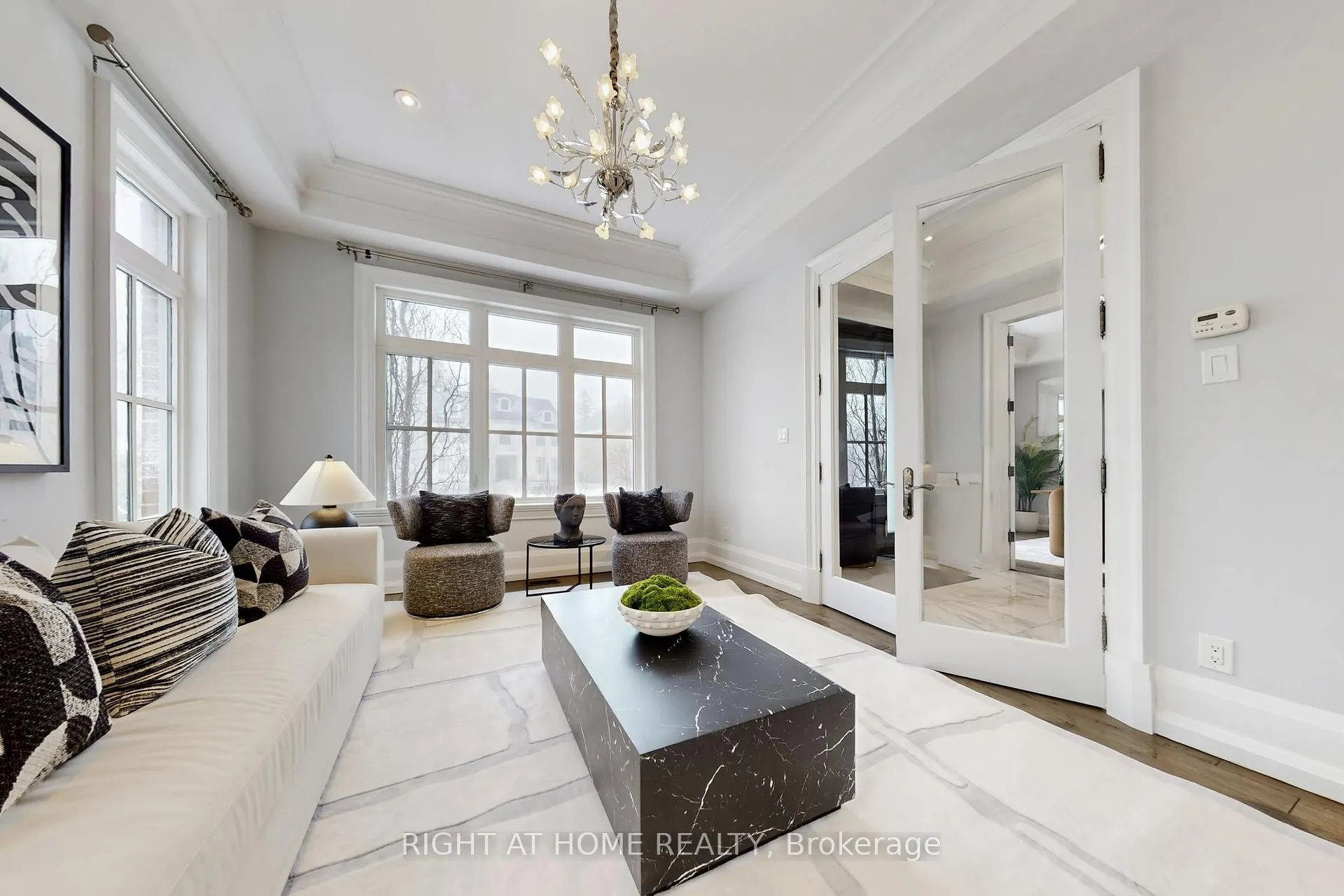 Photo 5 of 15 Davina Circle, Aurora, Aurora Estates — HOMEH