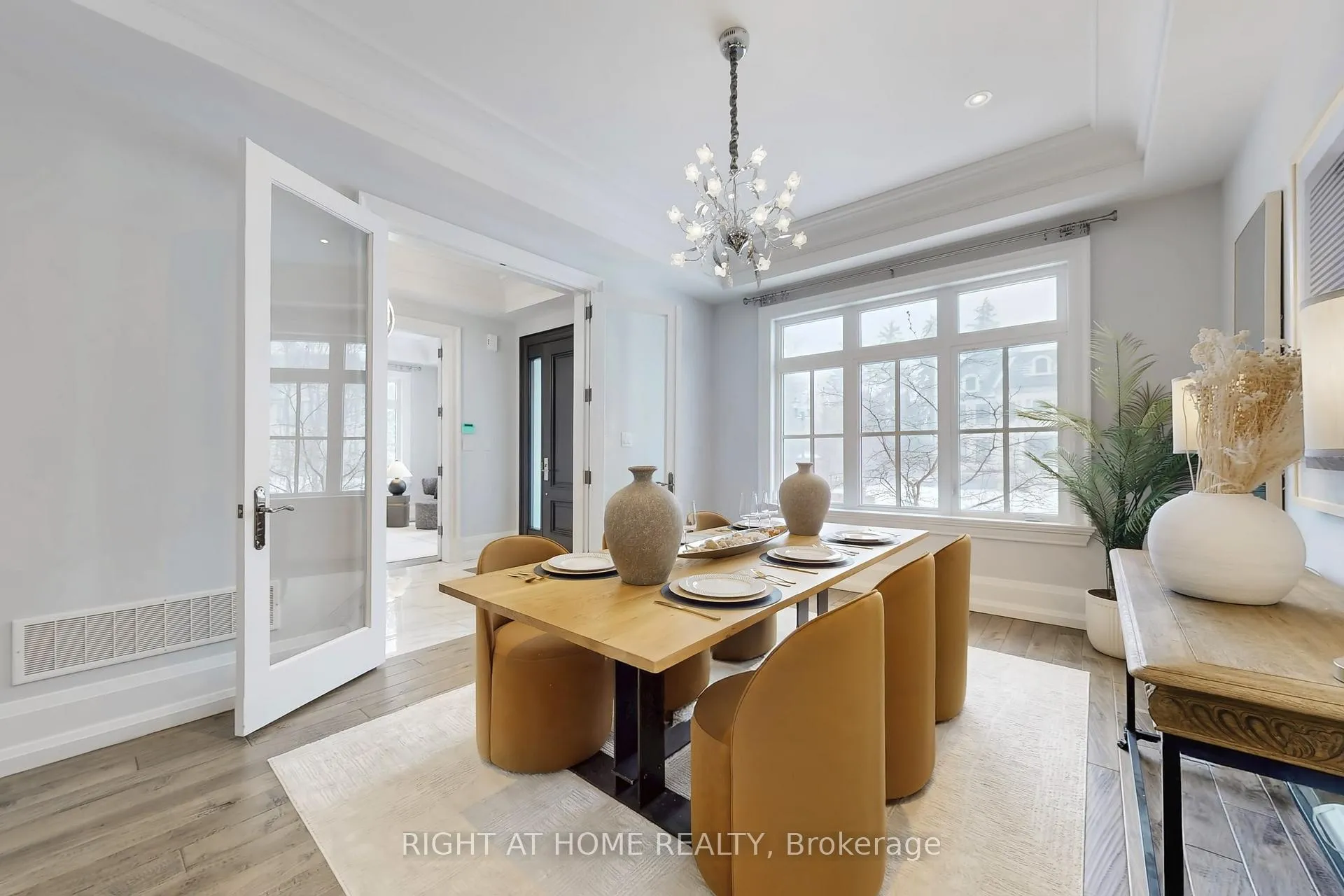 Photo 7 of 15 Davina Circle, Aurora, Aurora Estates — HOMEH