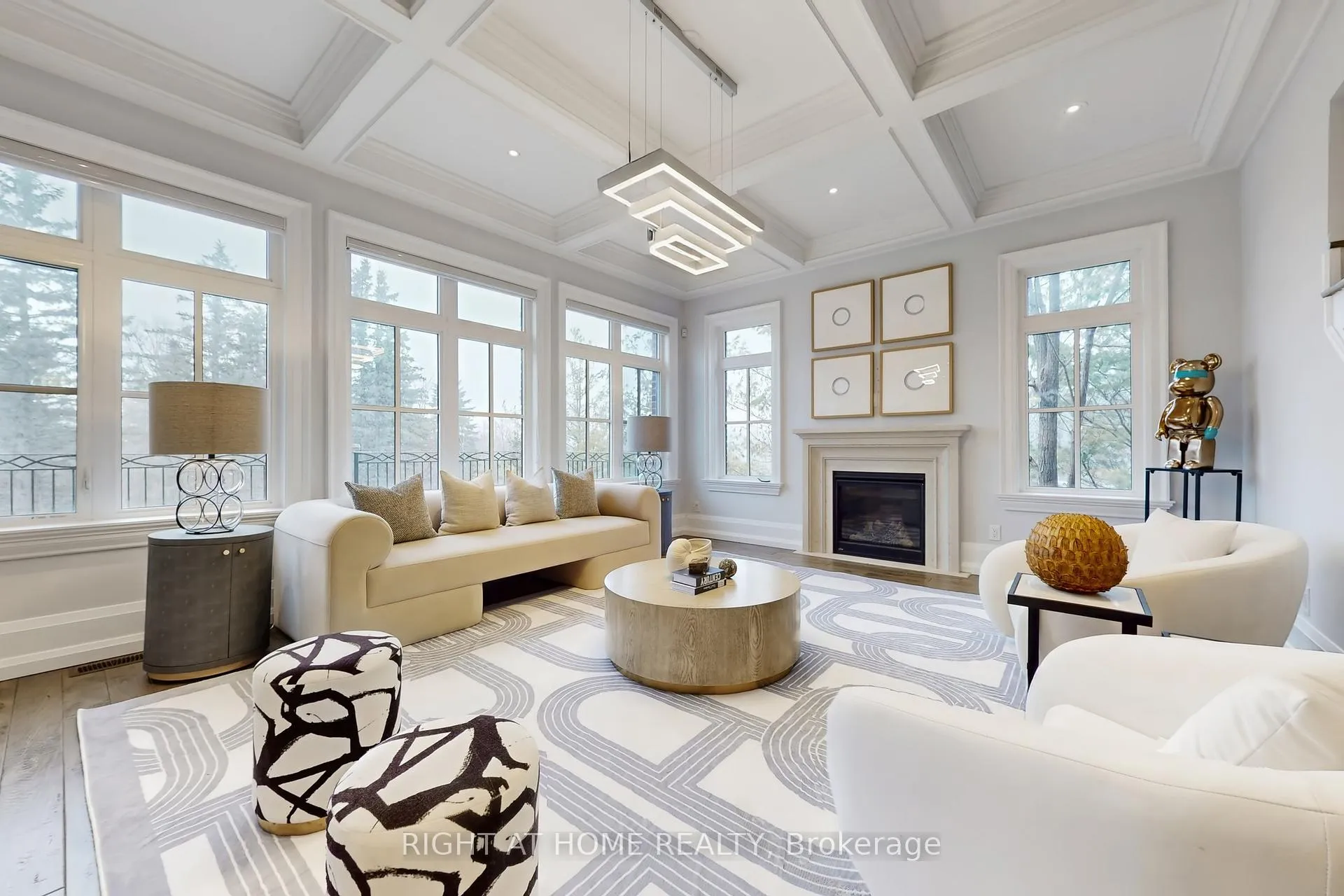 Photo 12 of 15 Davina Circle, Aurora, Aurora Estates — HOMEH