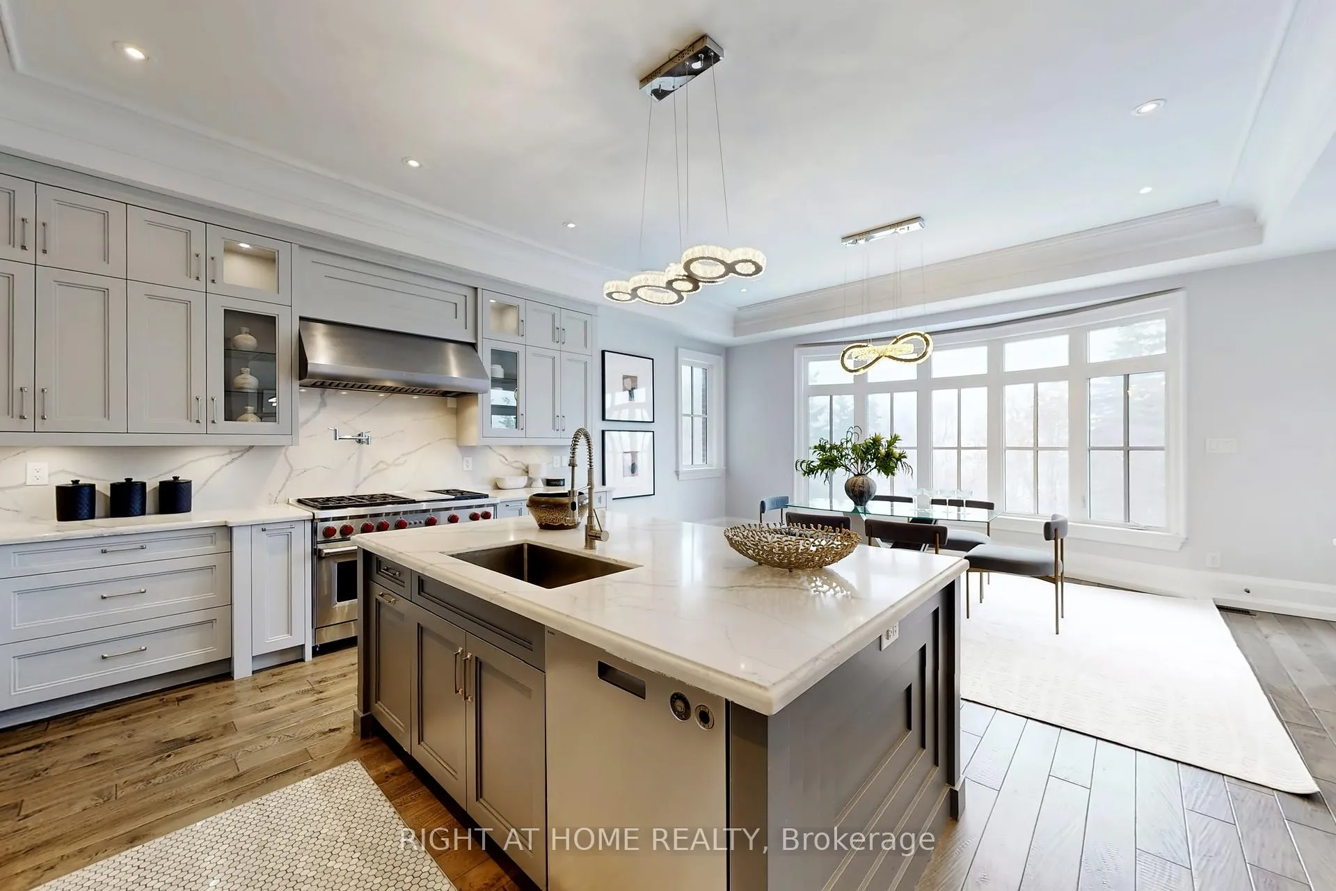 Photo 17 of 15 Davina Circle, Aurora, Aurora Estates — HOMEH
