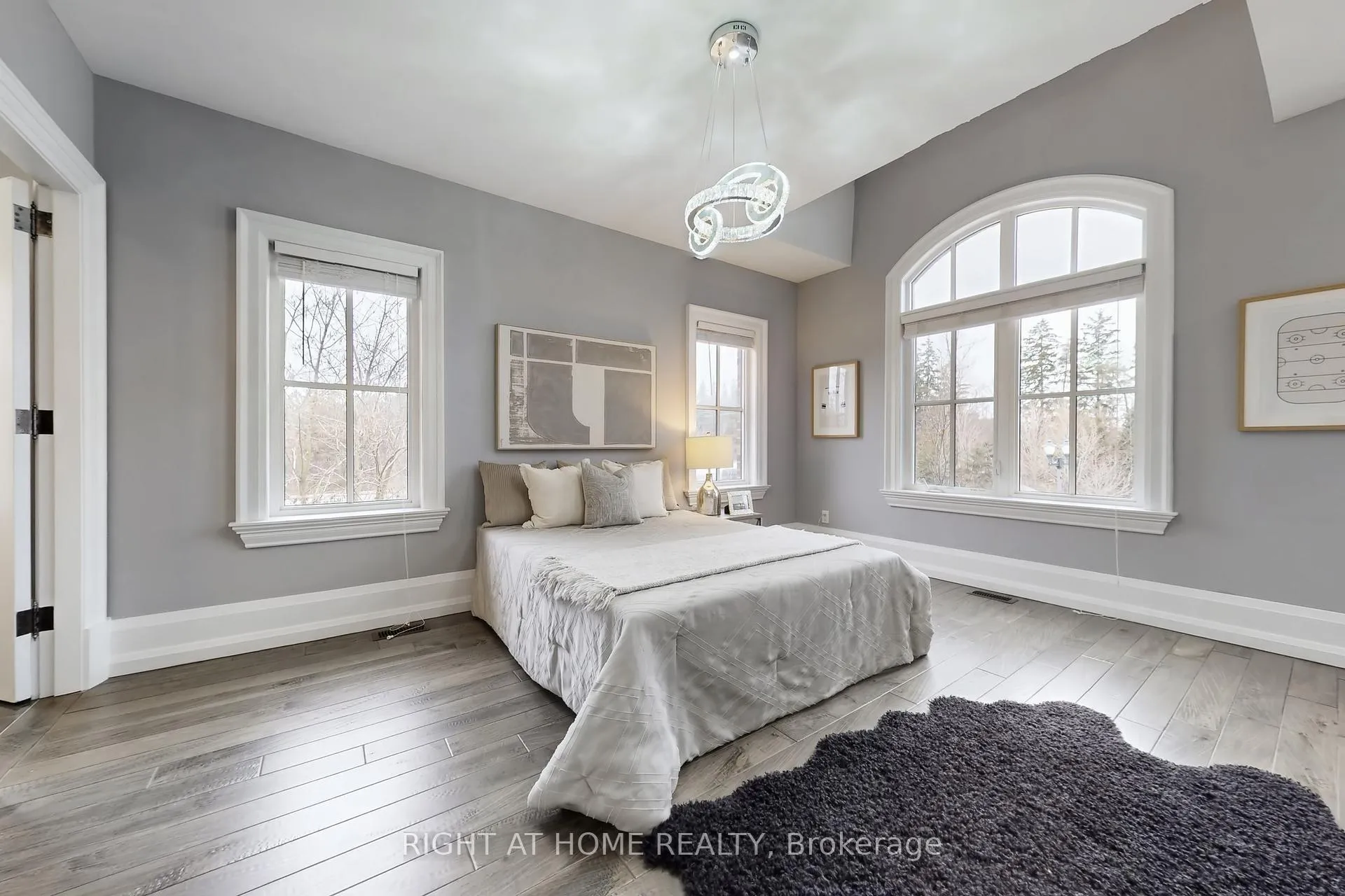 Photo 34 of 15 Davina Circle, Aurora, Aurora Estates — HOMEH