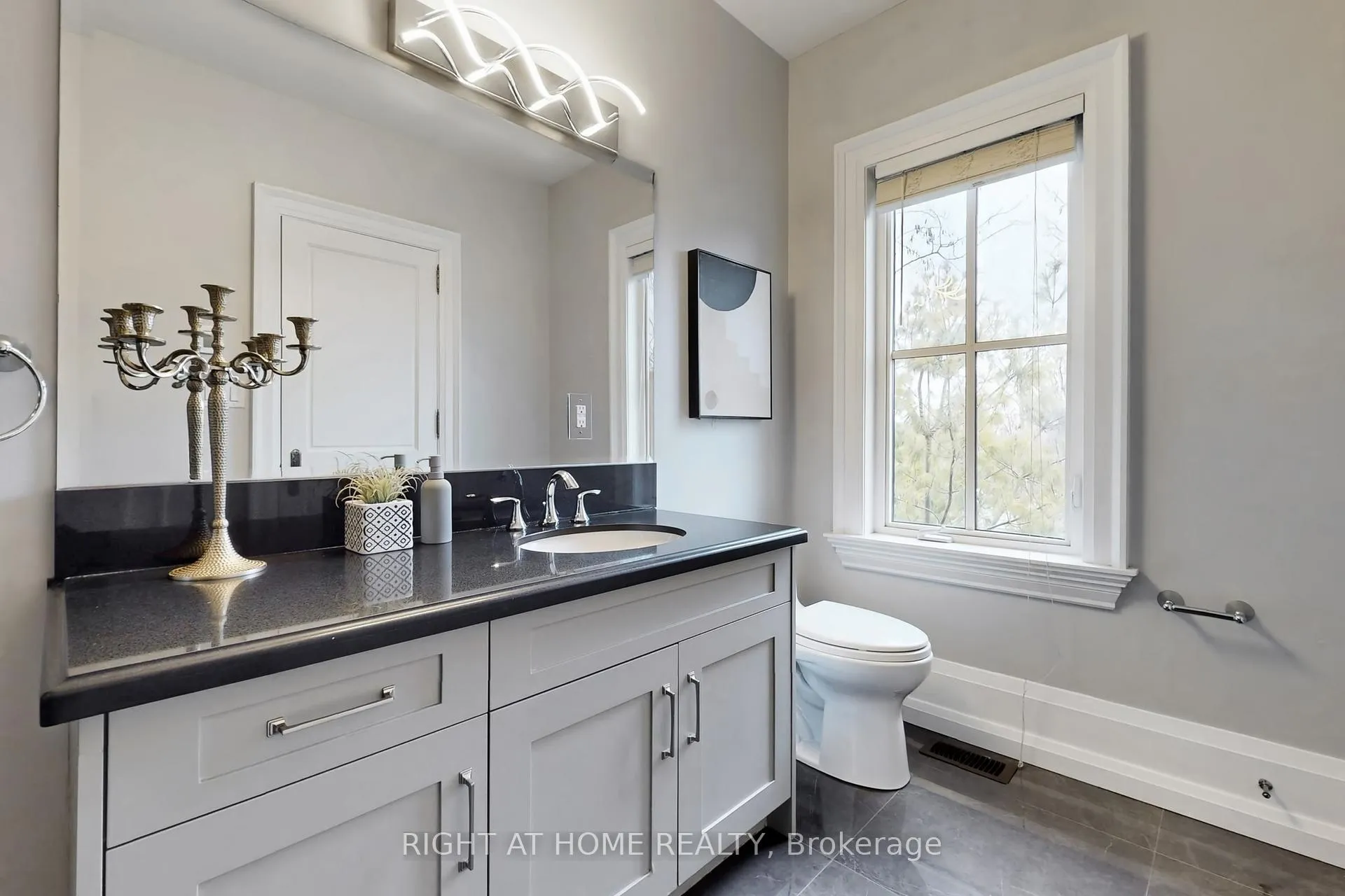 Photo 37 of 15 Davina Circle, Aurora, Aurora Estates — HOMEH
