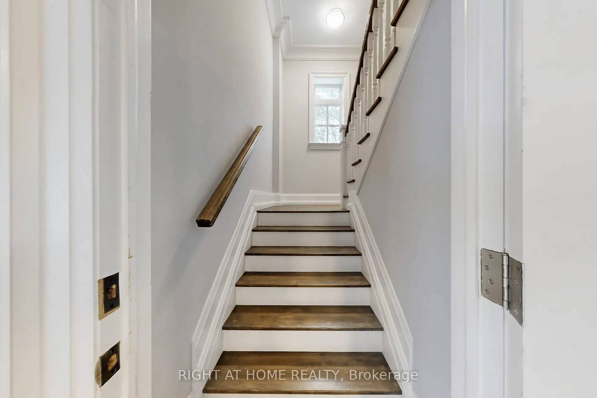 Photo 41 of 15 Davina Circle, Aurora, Aurora Estates — HOMEH