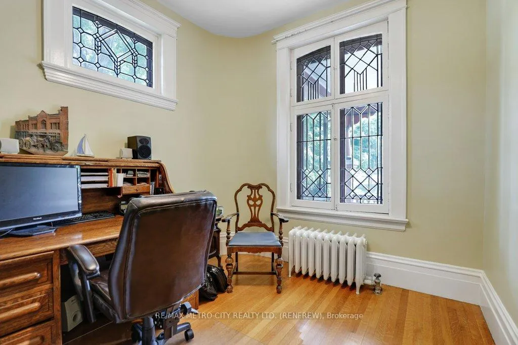 Photo 6 of 154 Quarry Avenue, Renfrew — HOMEH