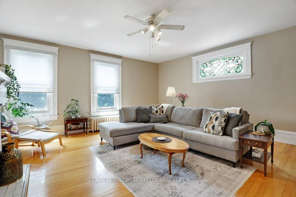 Photo 21 of 154 Quarry Avenue, Renfrew — HOMEH