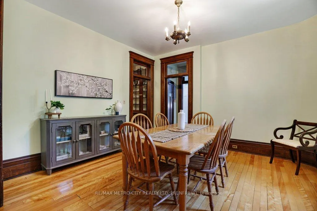 Photo 23 of 154 Quarry Avenue, Renfrew — HOMEH