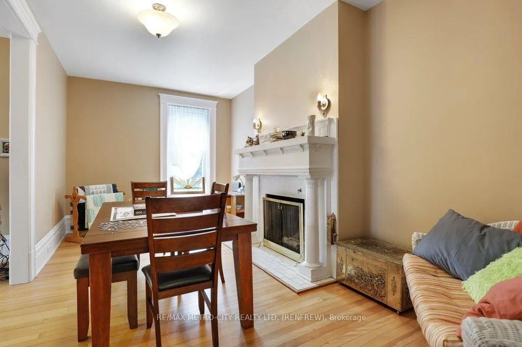 Photo 34 of 154 Quarry Avenue, Renfrew — HOMEH