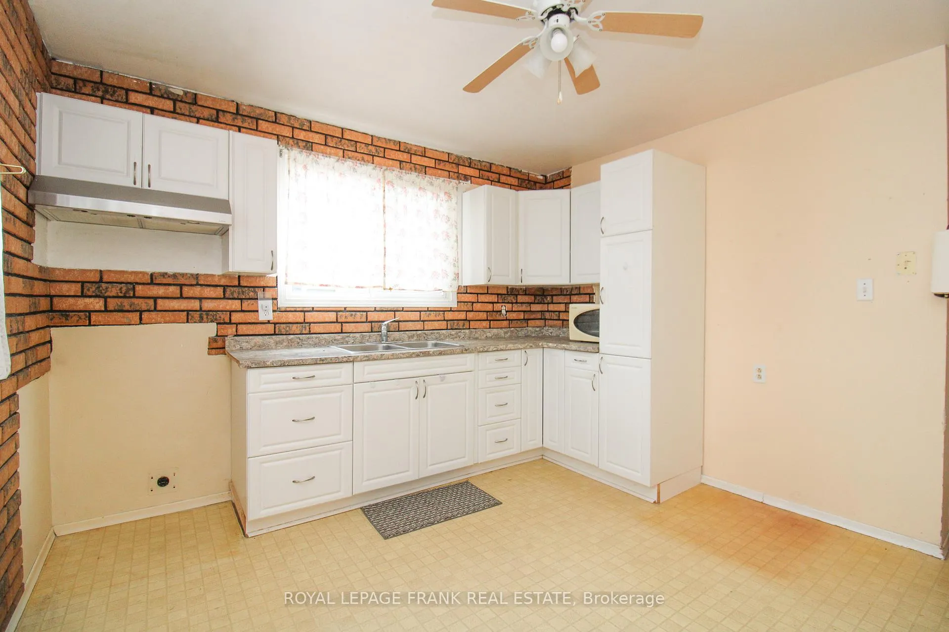 Photo 9 of 1006 Sydenham Road, Peterborough, Ashburnham Ward 4 — HOMEH