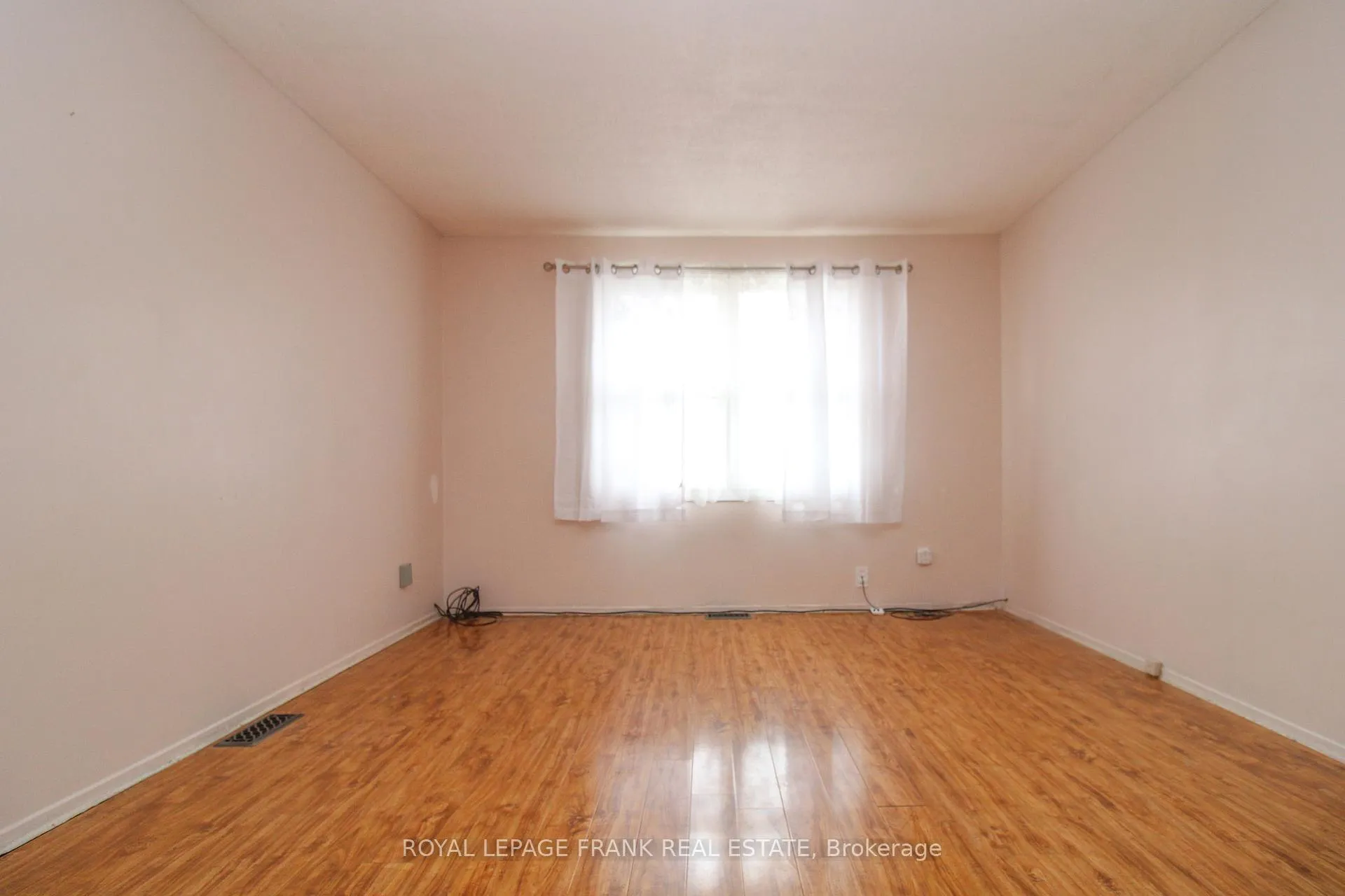 Photo 11 of 1006 Sydenham Road, Peterborough, Ashburnham Ward 4 — HOMEH