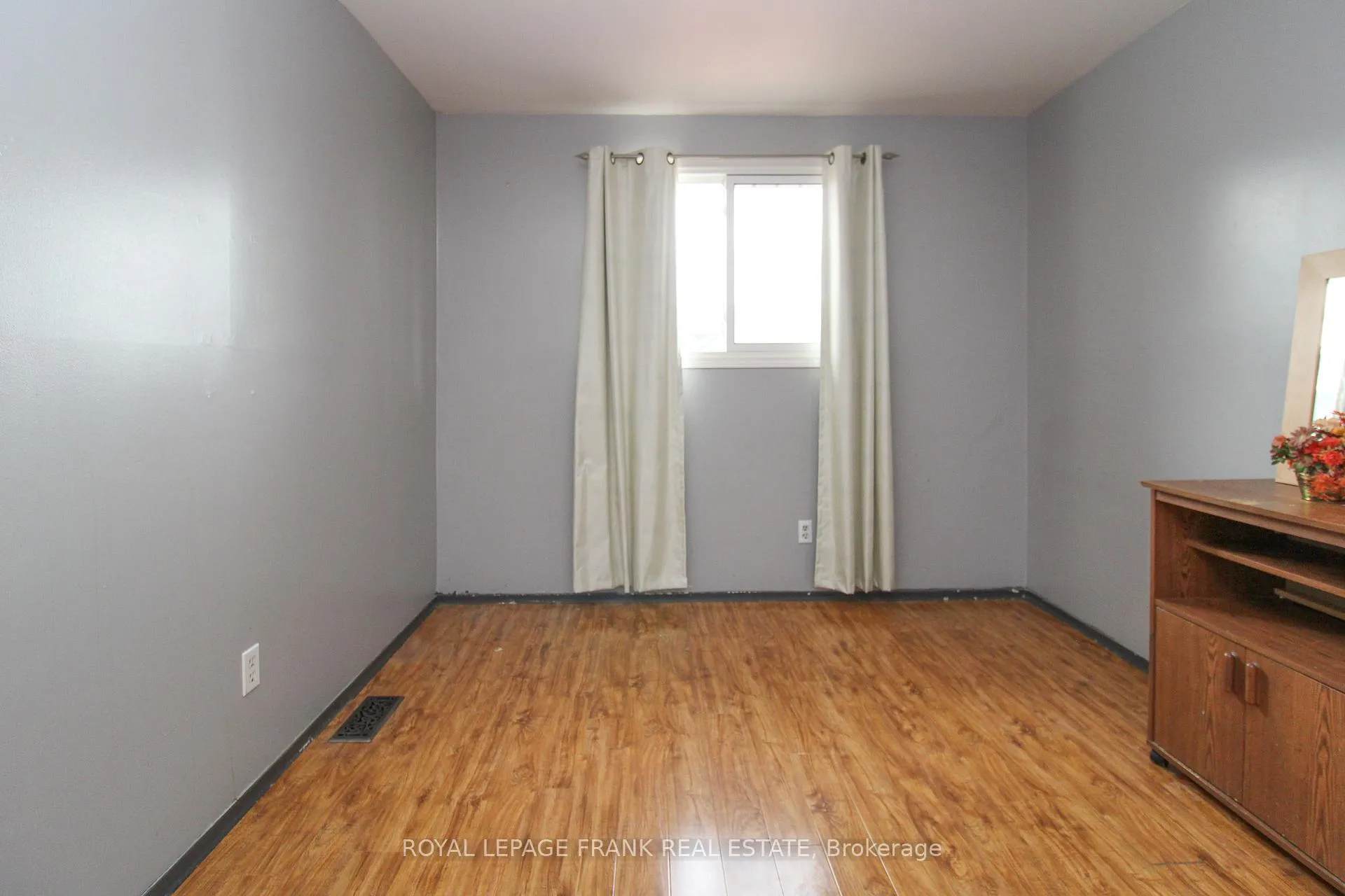 Photo 15 of 1006 Sydenham Road, Peterborough, Ashburnham Ward 4 — HOMEH