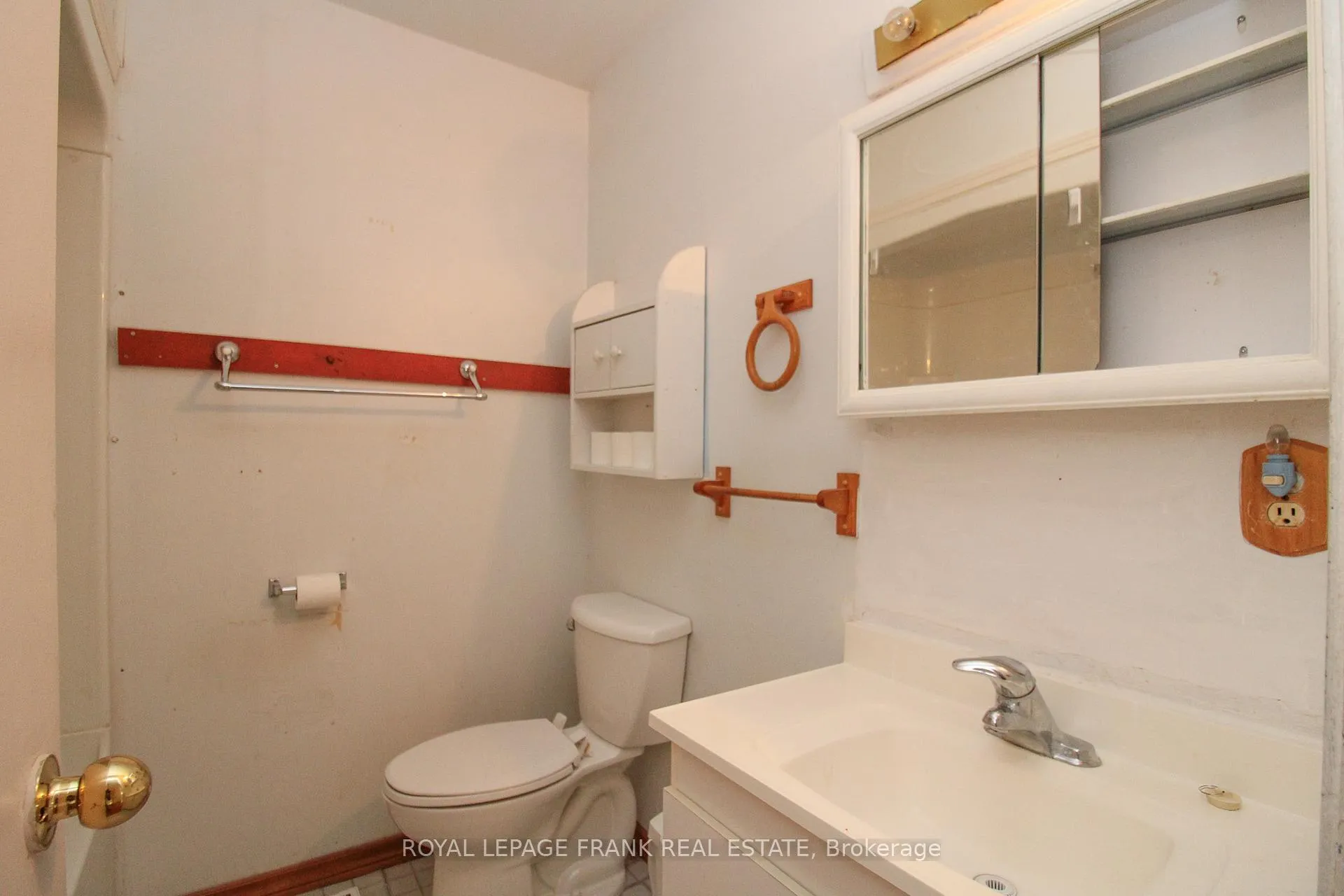 Photo 18 of 1006 Sydenham Road, Peterborough, Ashburnham Ward 4 — HOMEH