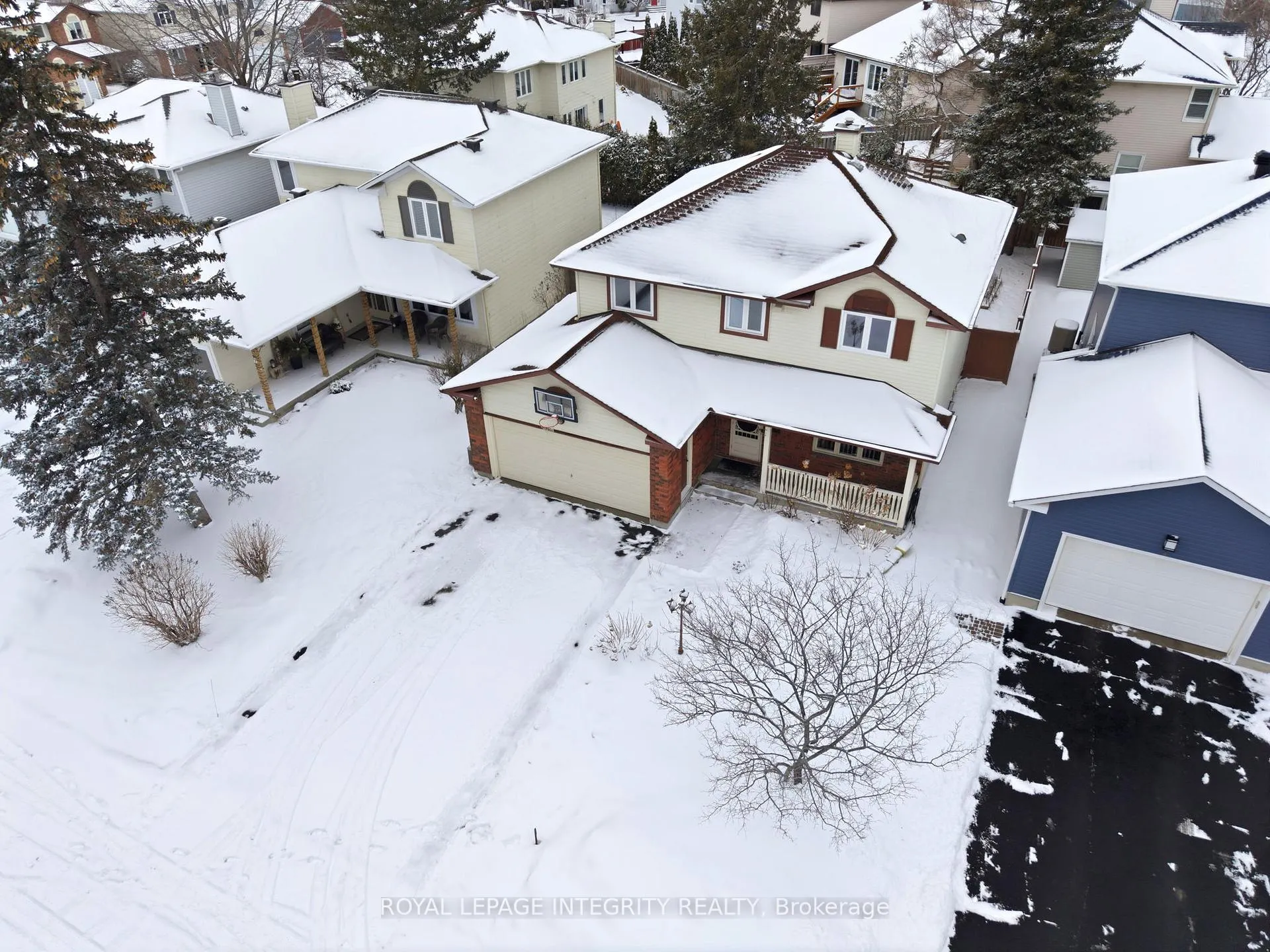 Photo 5 of 4 Adele Crescent, Ottawa, Barrhaven - Heritage Park — HOMEH