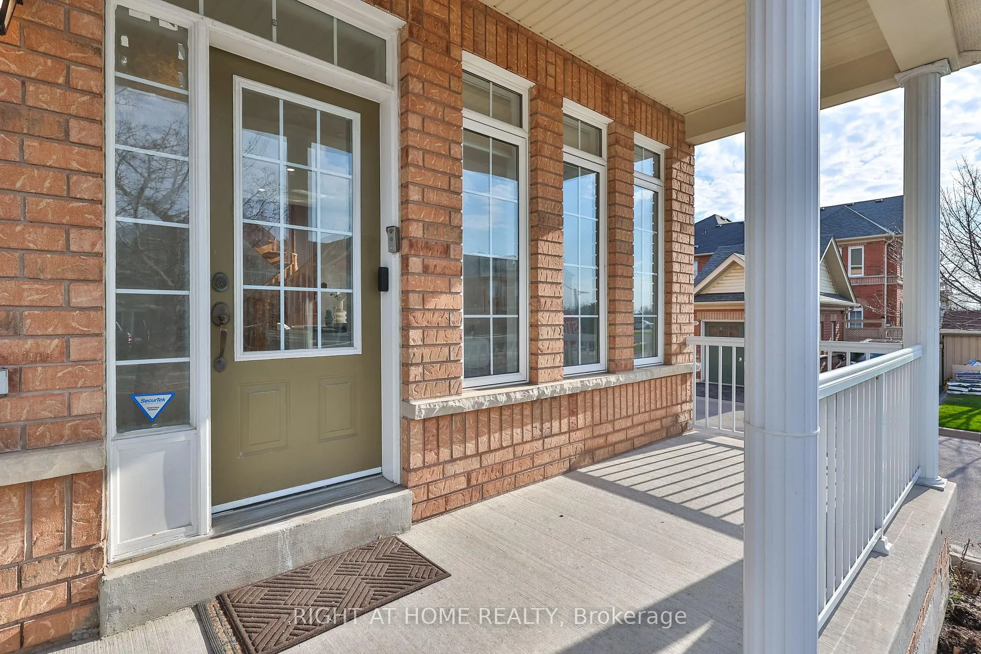 Photo 4 of 11 Rizal Avenue, Markham, Box Grove — HOMEH