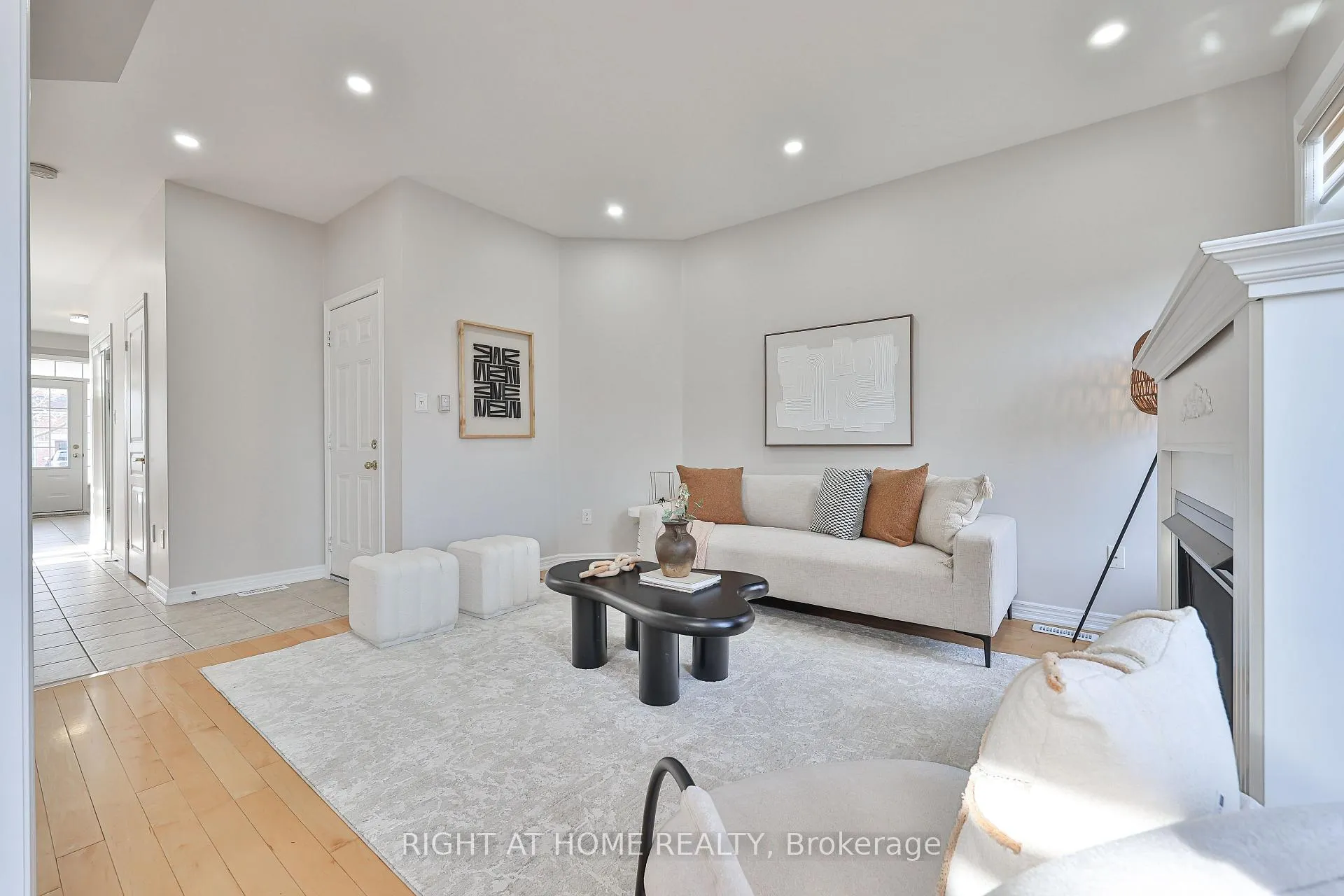 Photo 13 of 11 Rizal Avenue, Markham, Box Grove — HOMEH