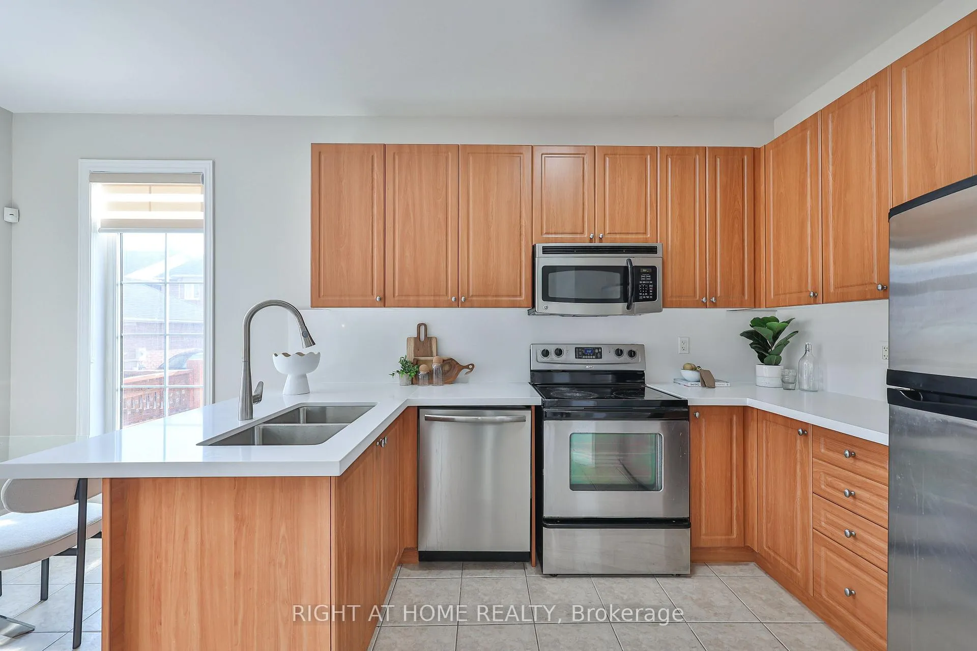 Photo 18 of 11 Rizal Avenue, Markham, Box Grove — HOMEH