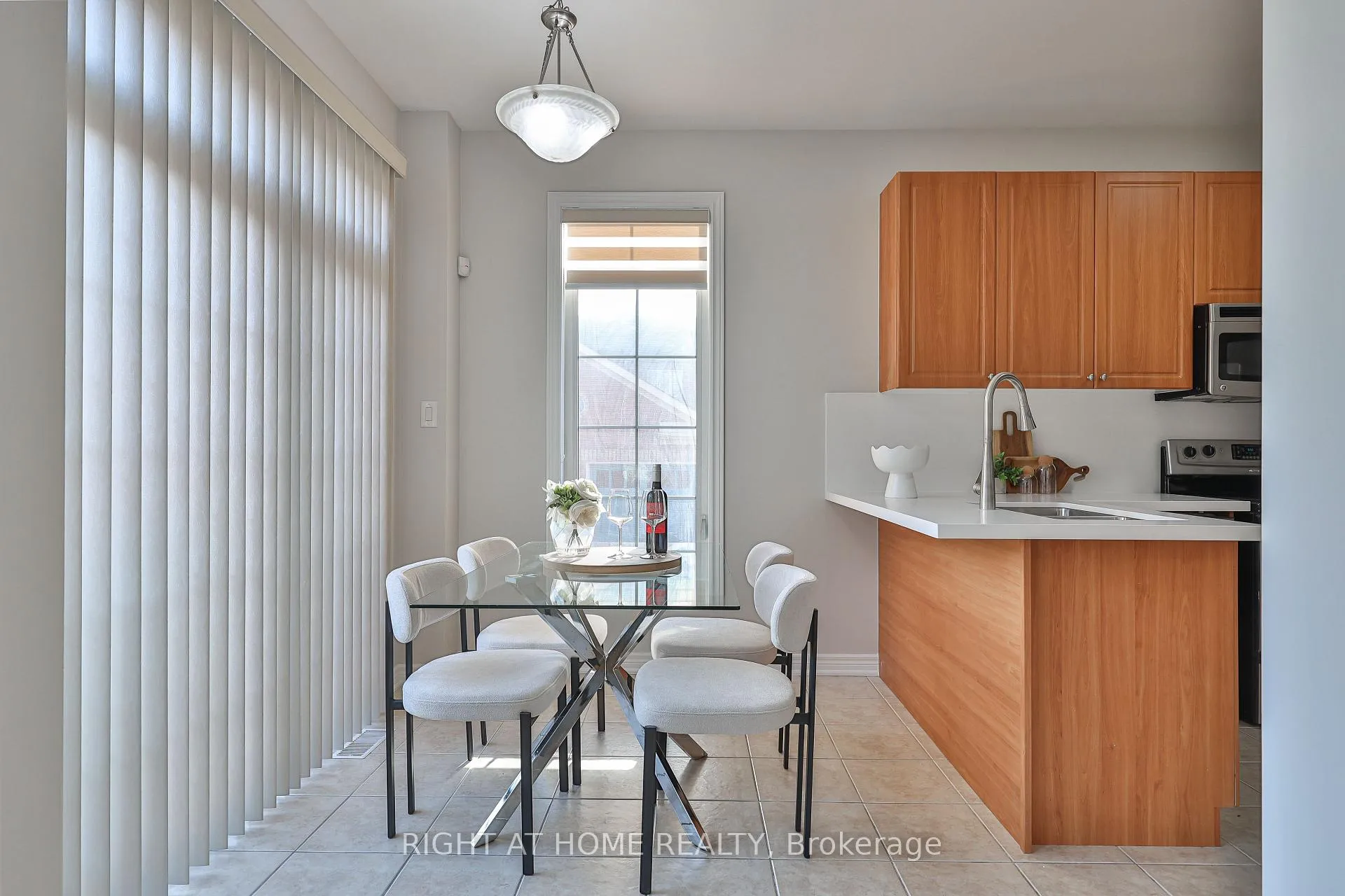 Photo 20 of 11 Rizal Avenue, Markham, Box Grove — HOMEH