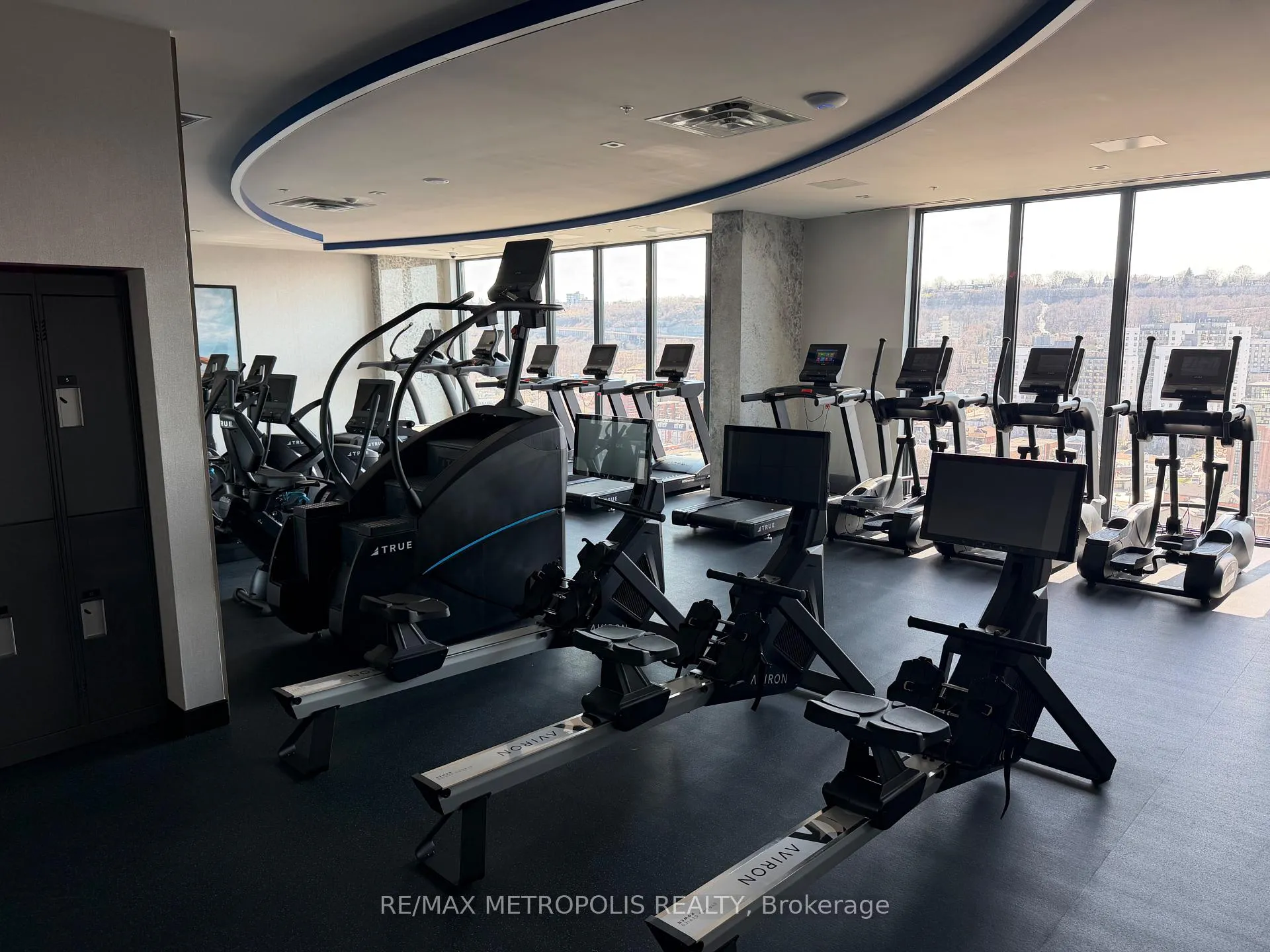Photo 7 of Unit 2709, 75 James Street S, Hamilton, Corktown — HOMEH