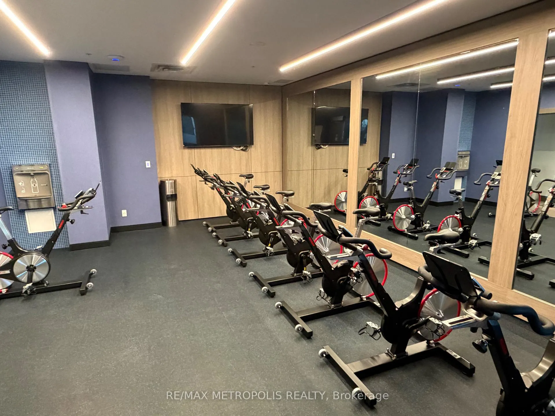 Photo 9 of Unit 2709, 75 James Street S, Hamilton, Corktown — HOMEH
