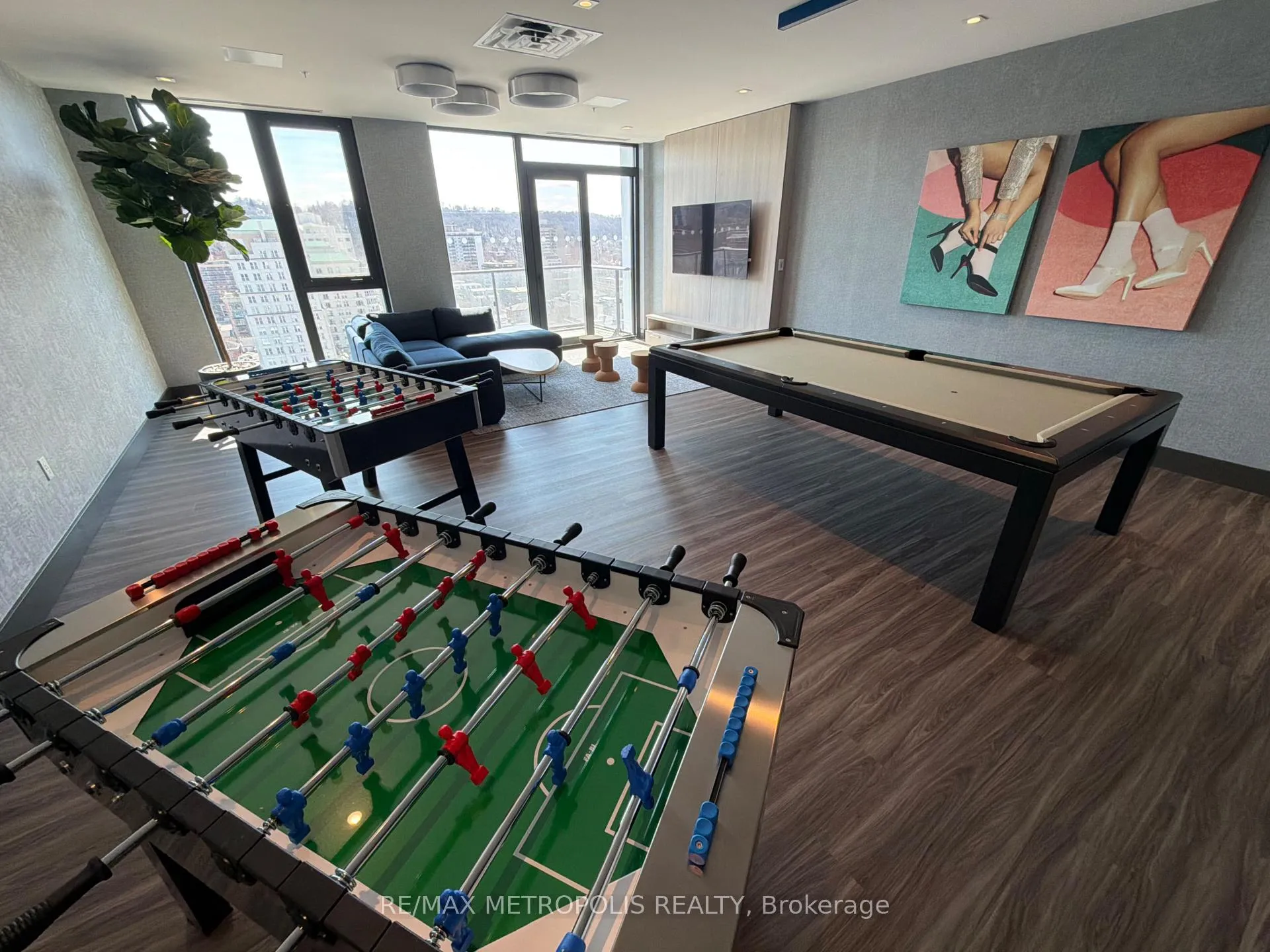 Photo 12 of Unit 2709, 75 James Street S, Hamilton, Corktown — HOMEH
