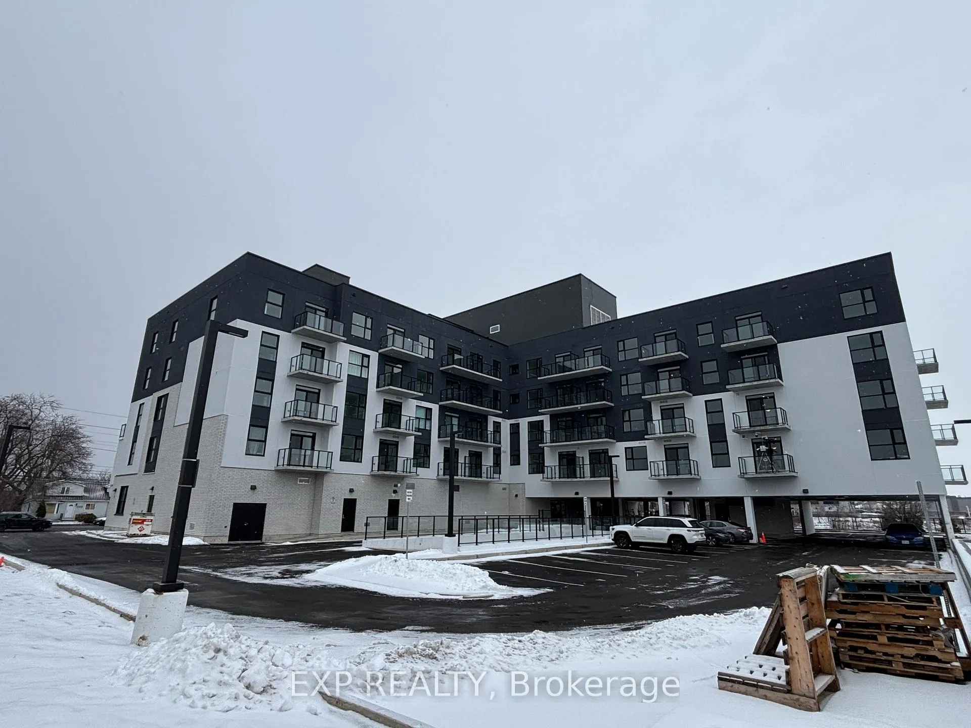Photo 22 of 1936 Rymal Road E, Hamilton, Rural Glanbrook — HOMEH