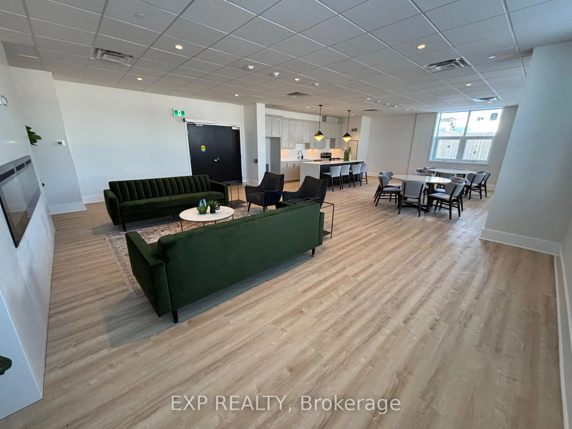Photo 33 of 1936 Rymal Road E, Hamilton, Rural Glanbrook — HOMEH